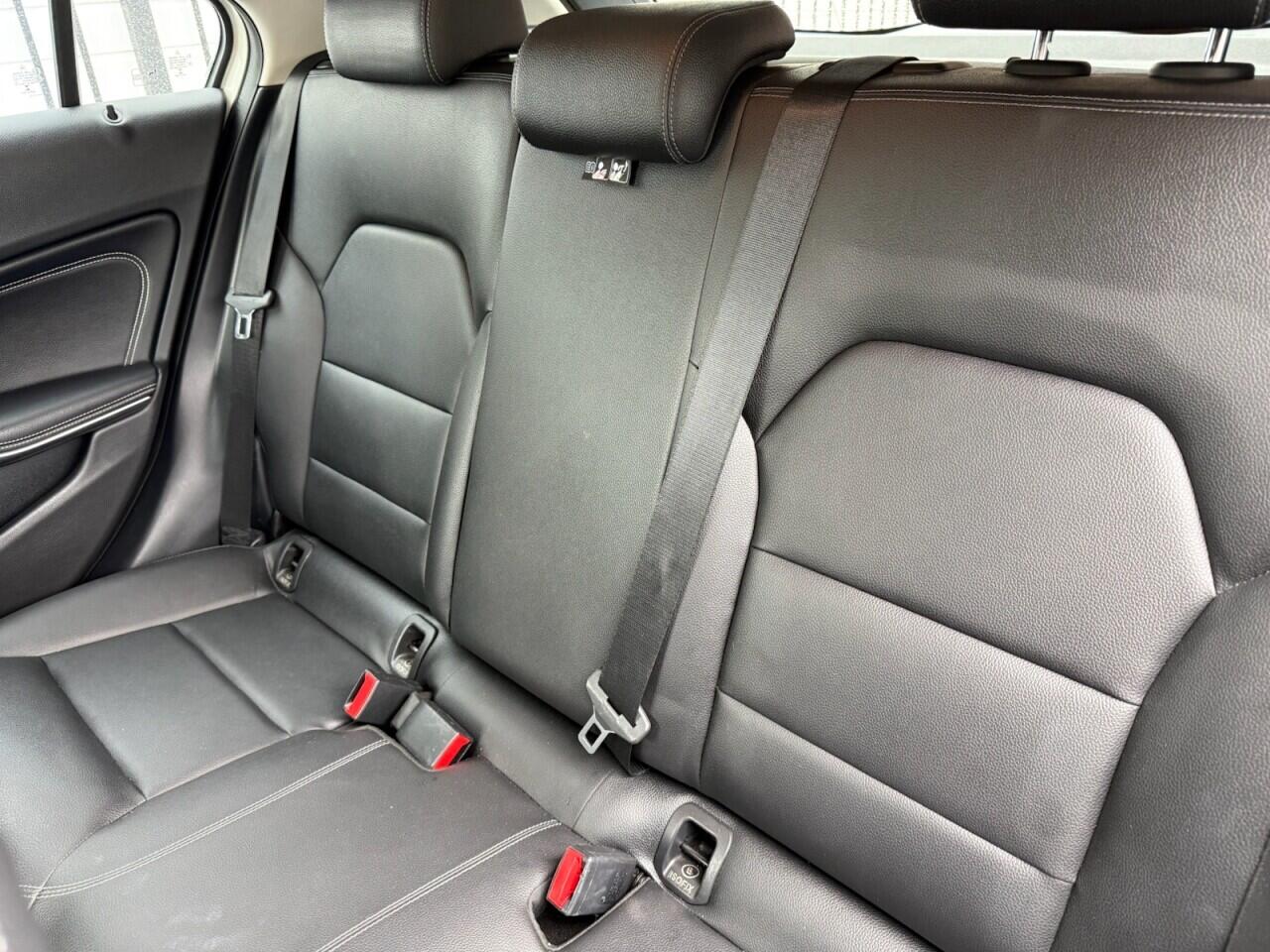 Mercedes-Benz A-Class view 25