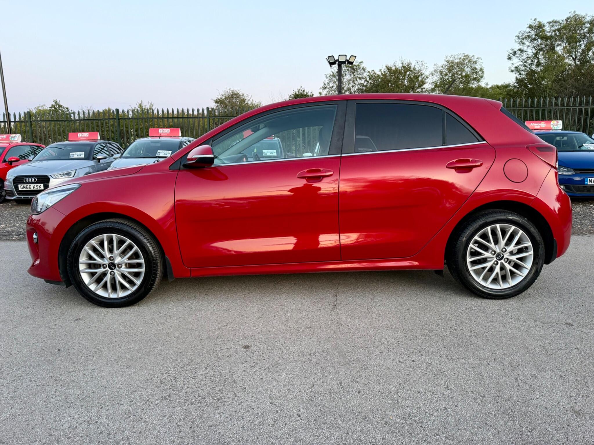Kia Rio view 14