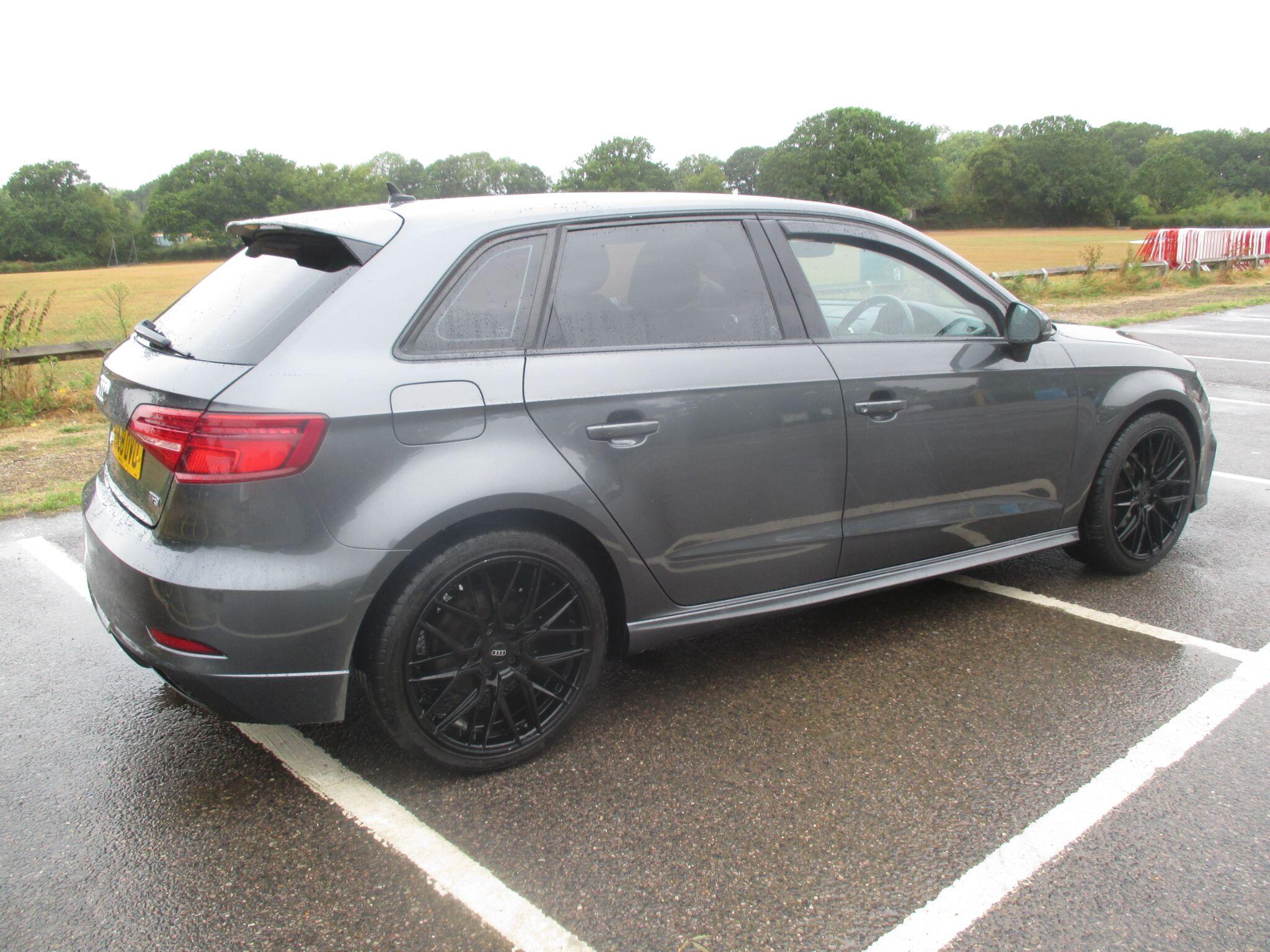 Audi A3 view 9