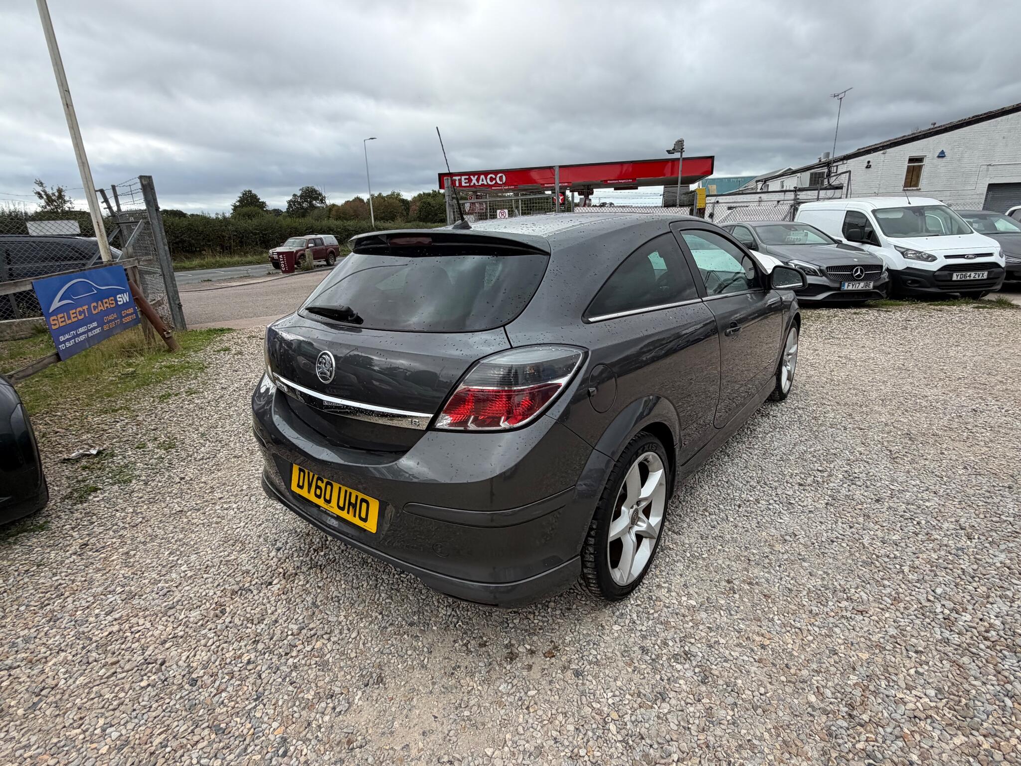 Vauxhall Astra view 9