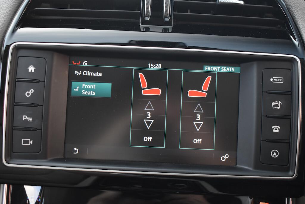 Jaguar Xe view 62