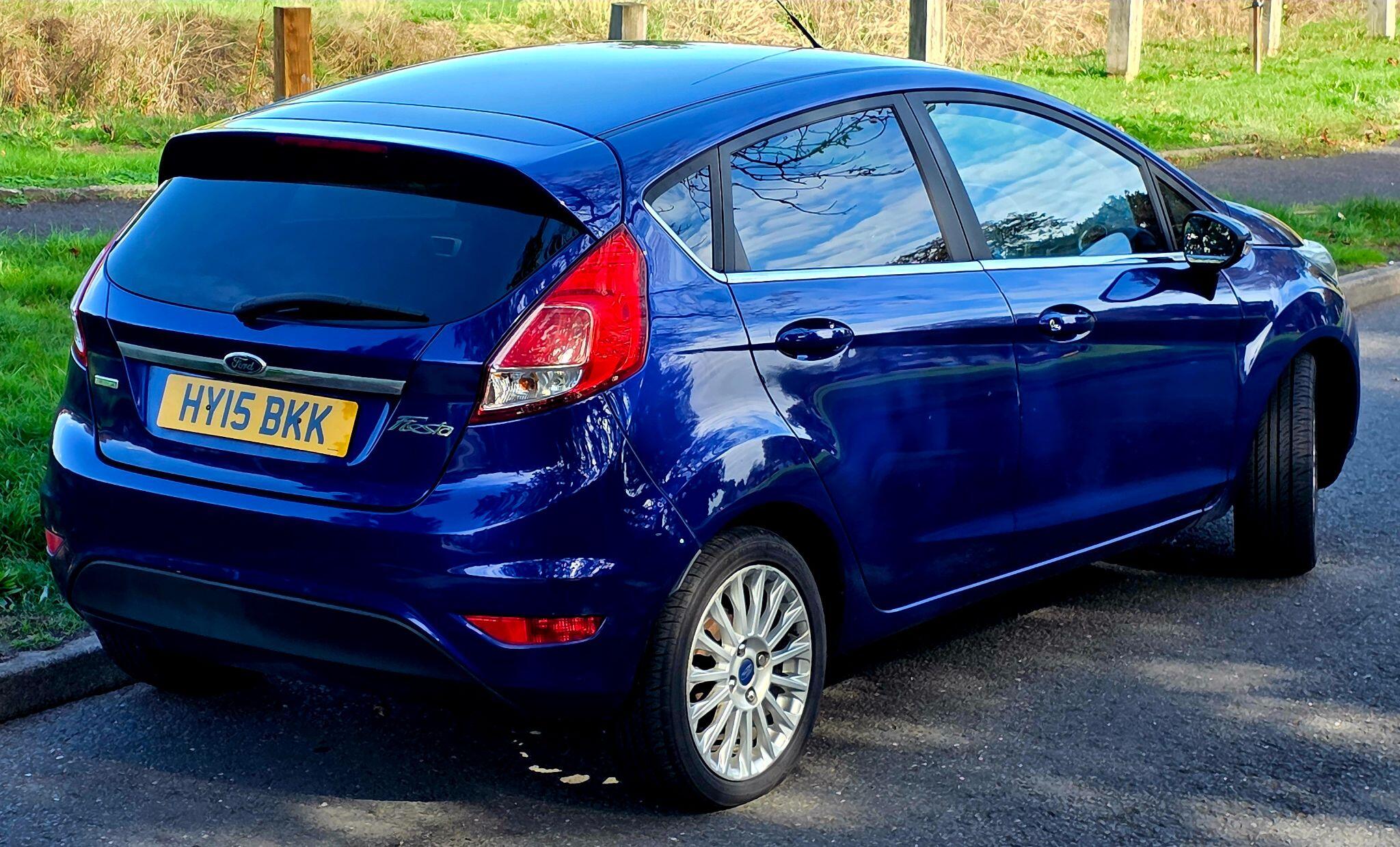 Ford Fiesta view 11