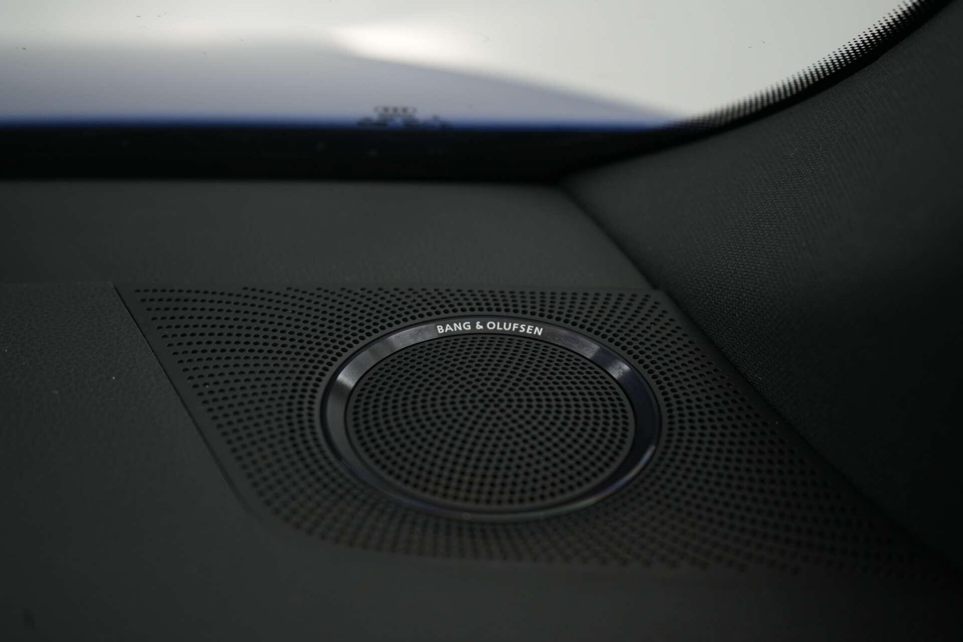 Audi SQ5 view 42