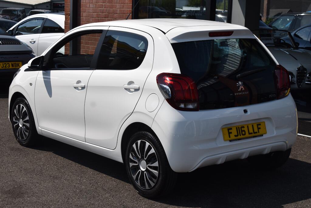 Peugeot 108 view 20