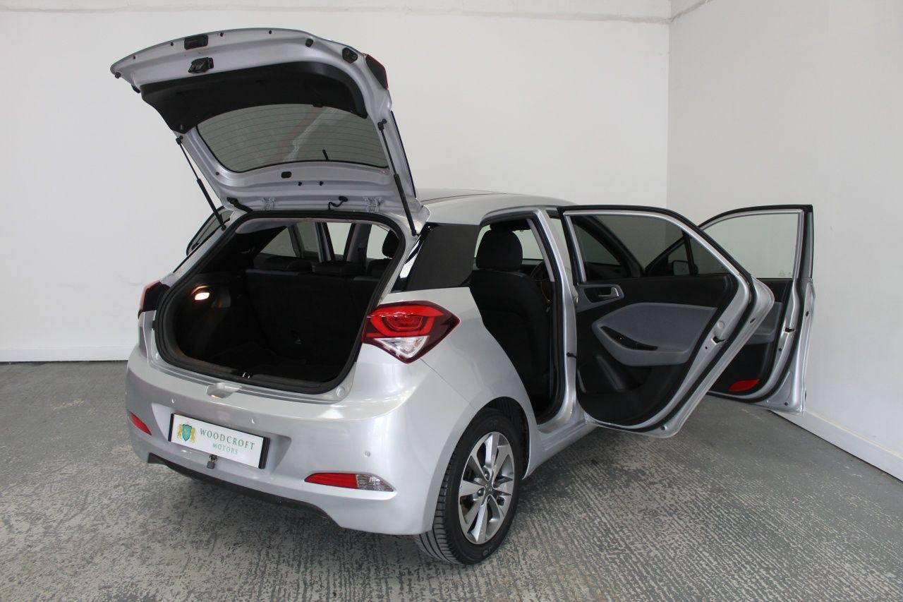 Hyundai I20 view 24