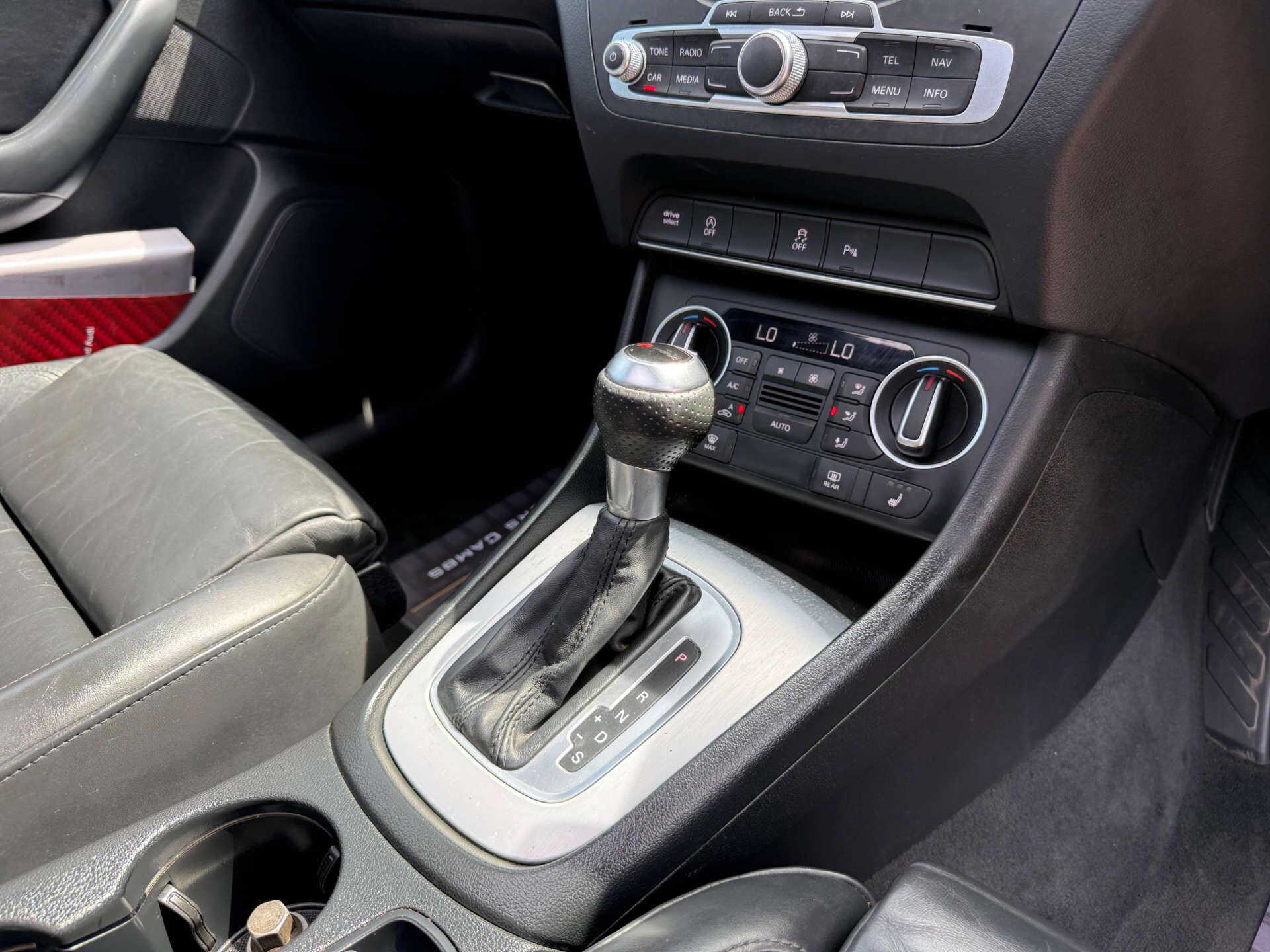 Audi Q3 view 35