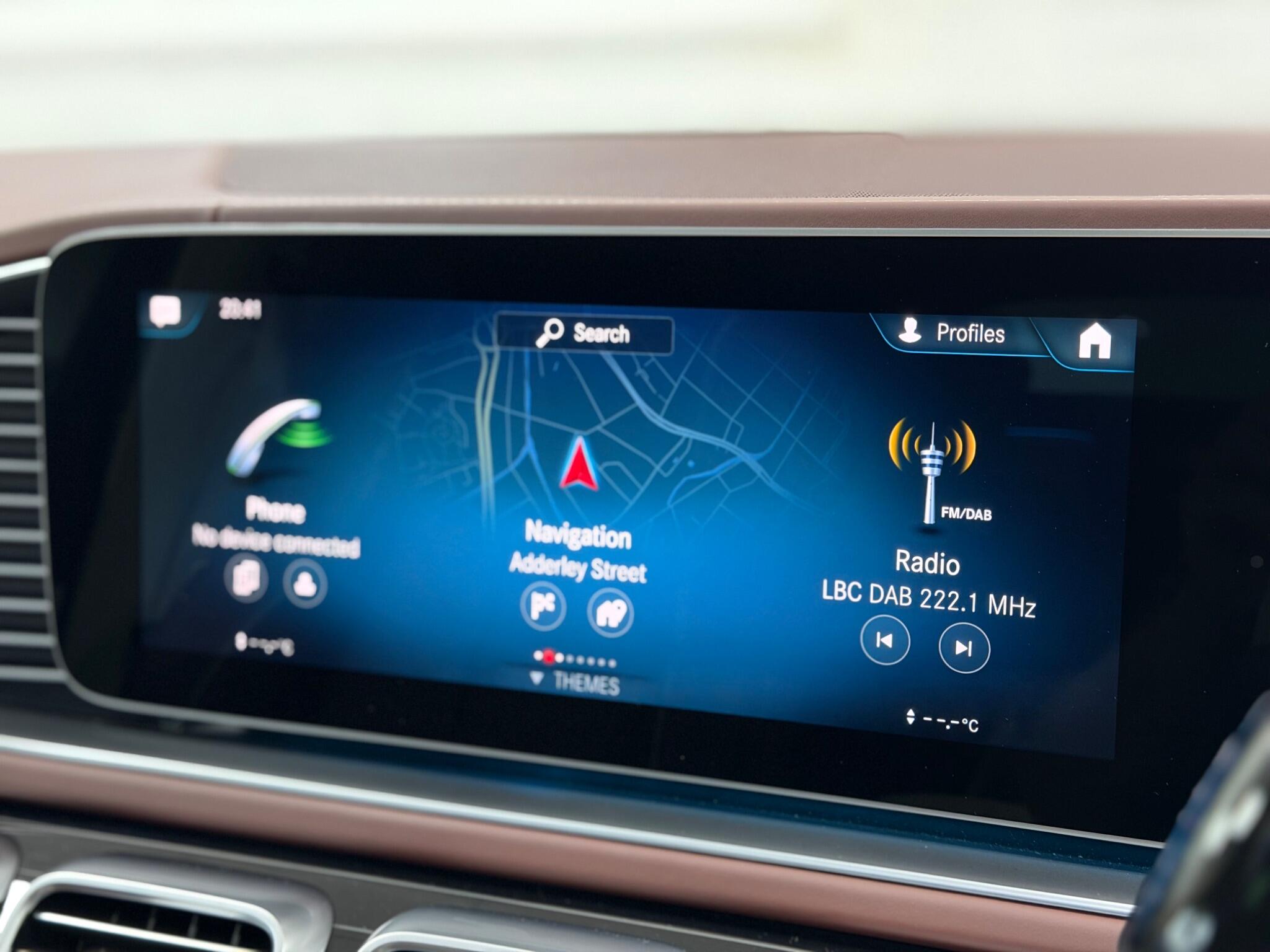 Mercedes-Benz GLS view 13