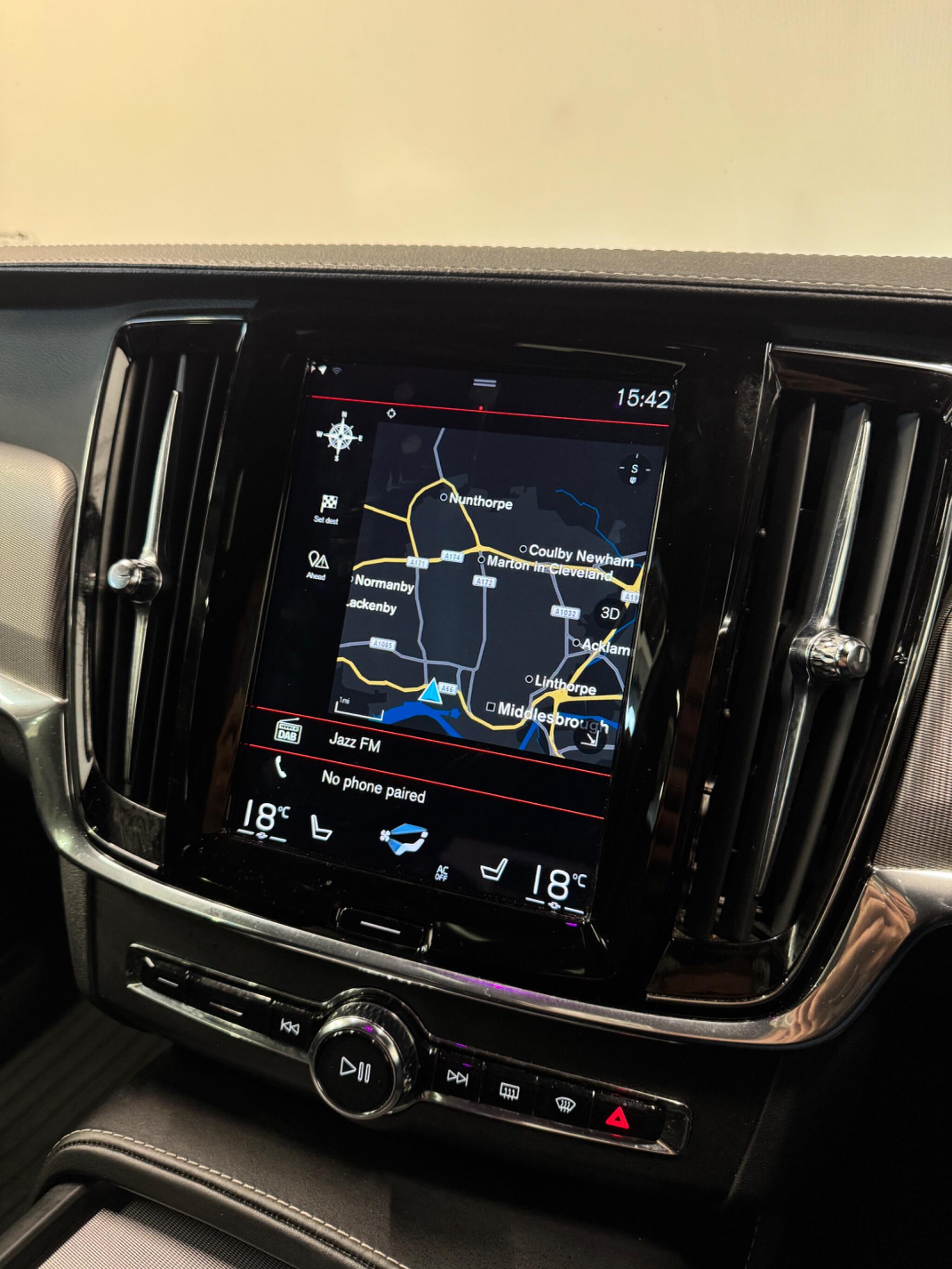 Volvo V90 view 24