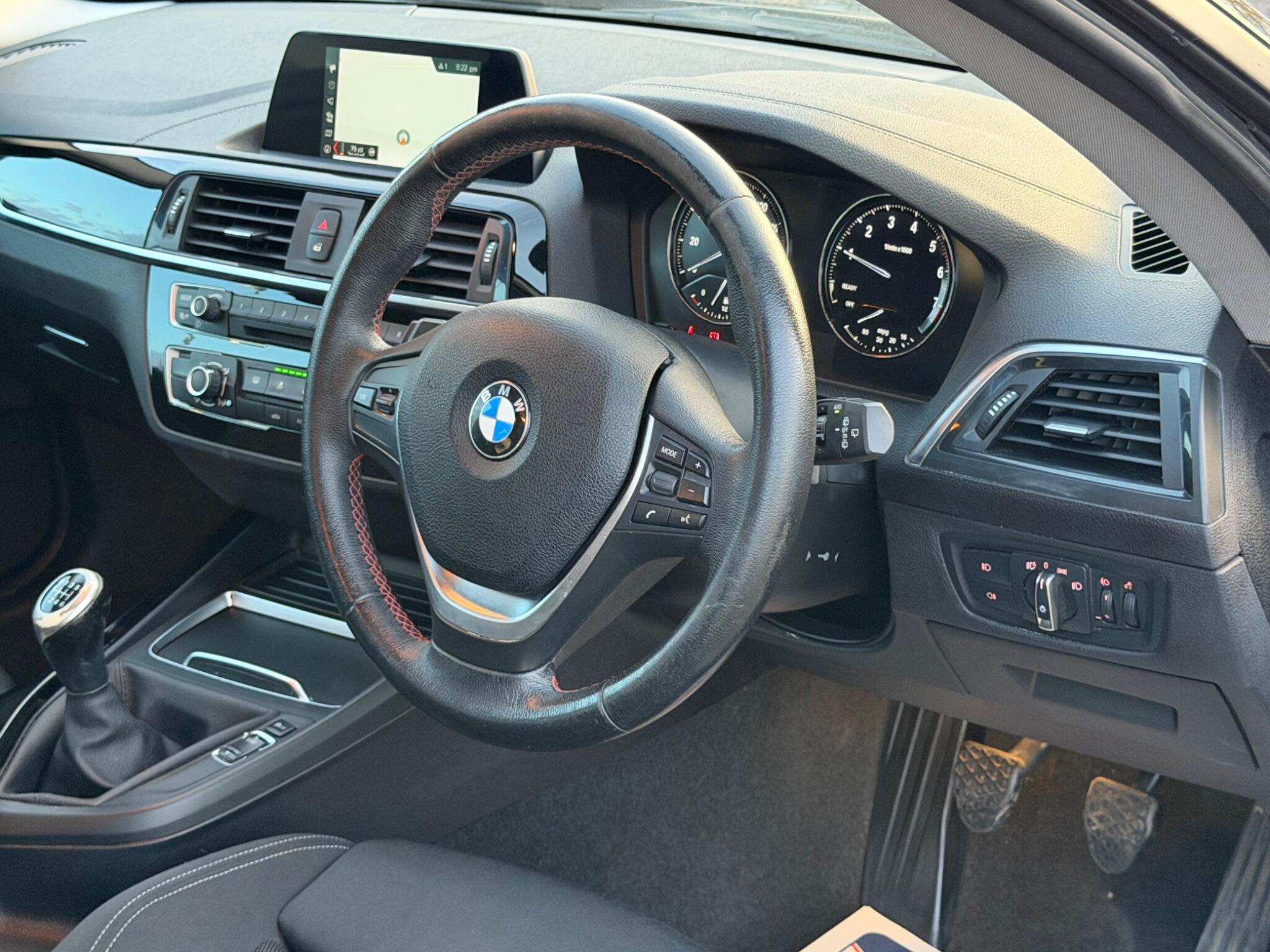 BMW 1 Series view 26