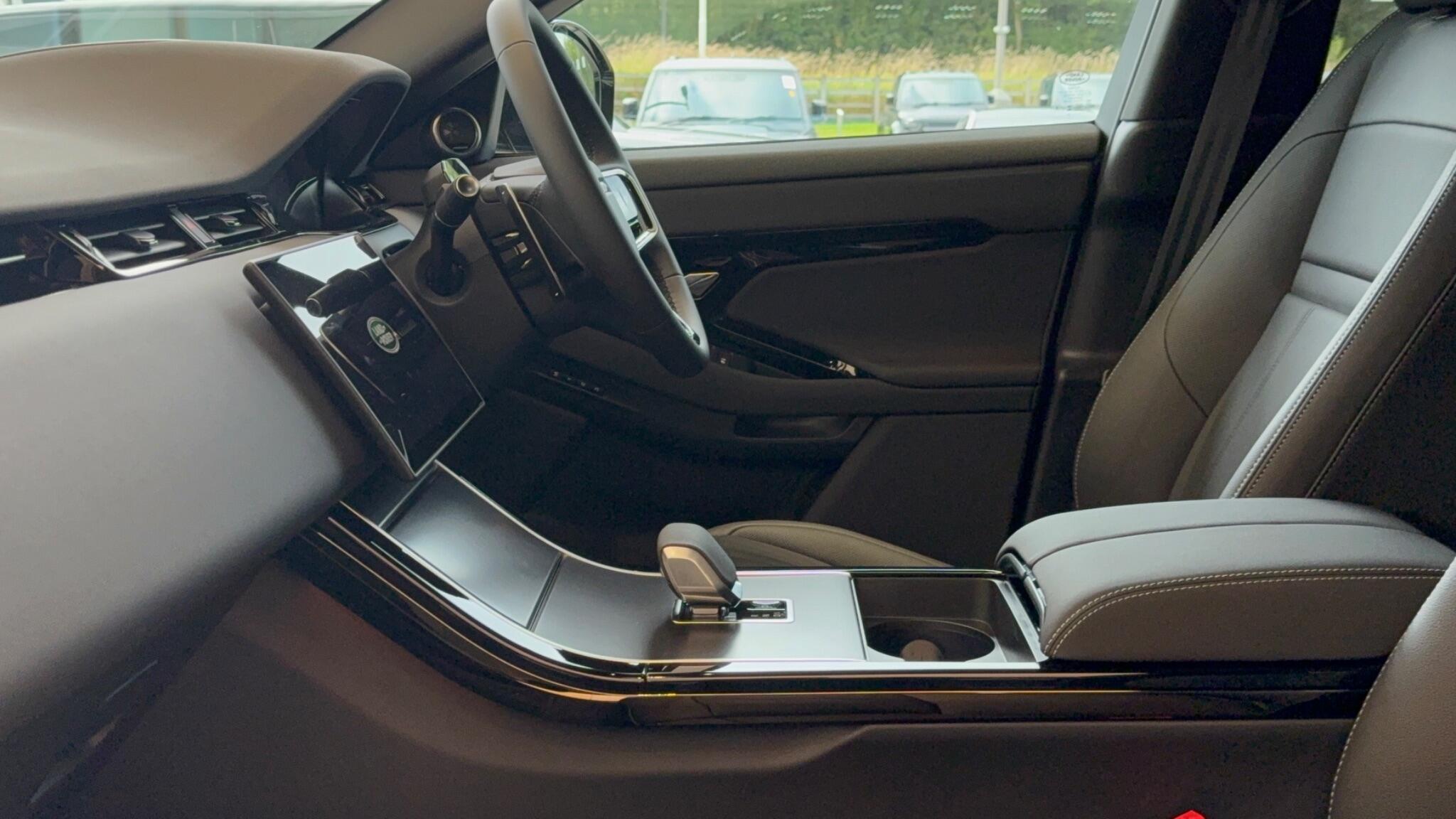 Land Rover Range Rover Evoque view 12
