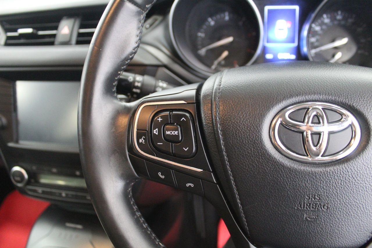 Toyota Avensis view 45