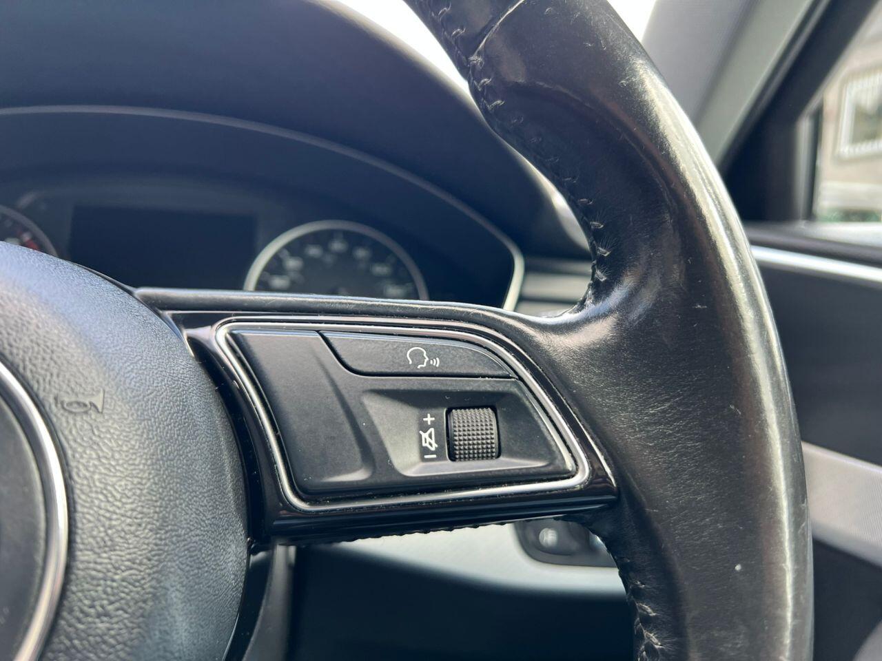 Audi A4 view 32