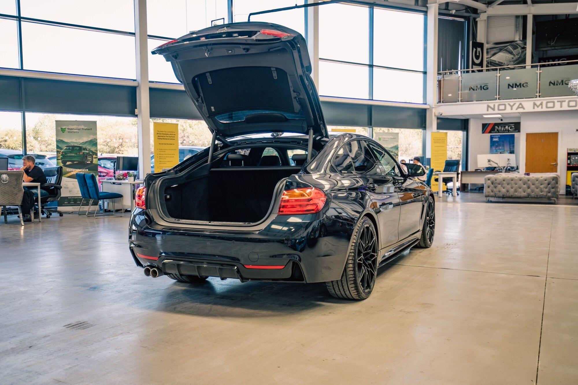 BMW 4 Series view 32