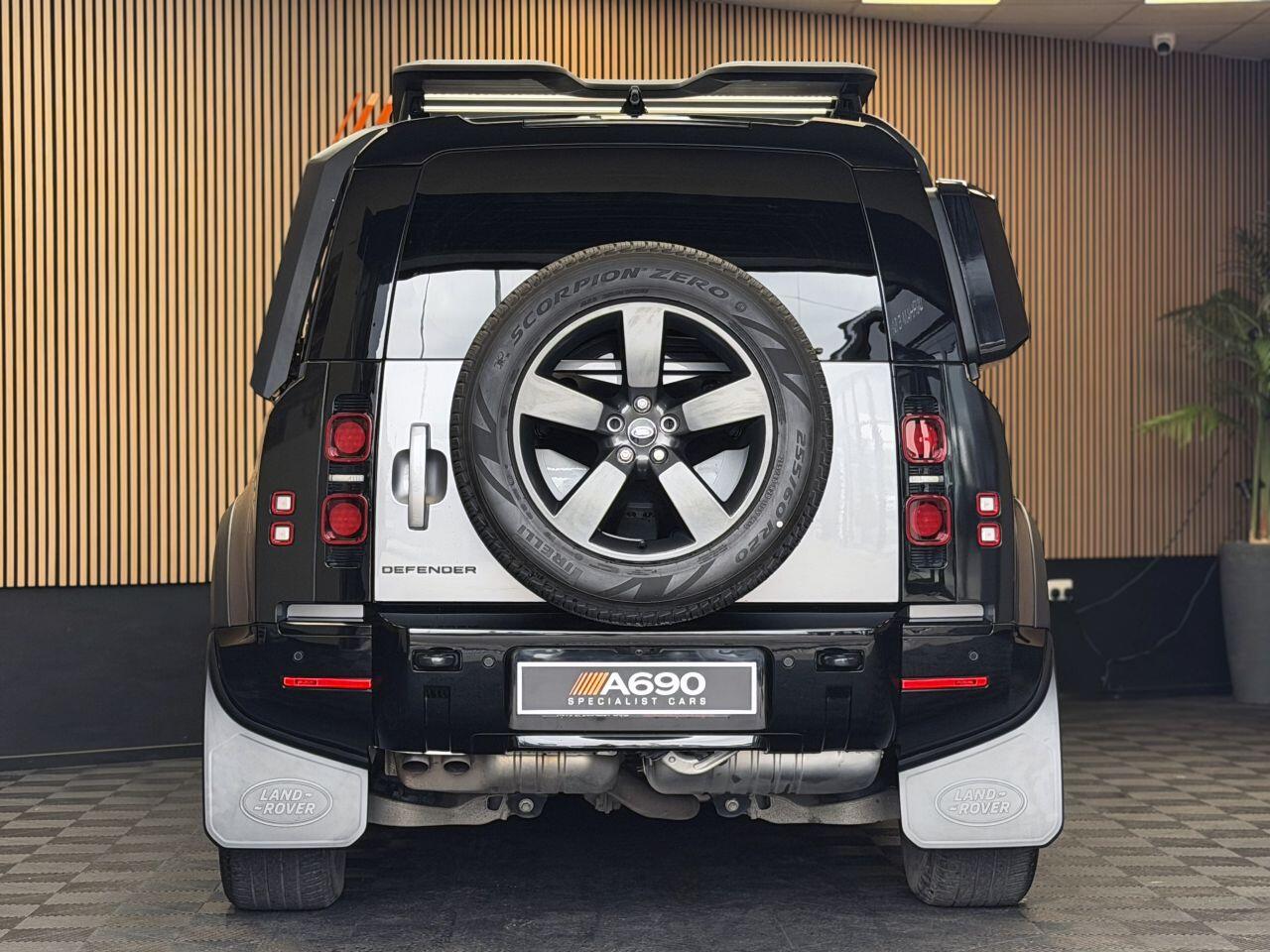 Land Rover Defender 110 view 6