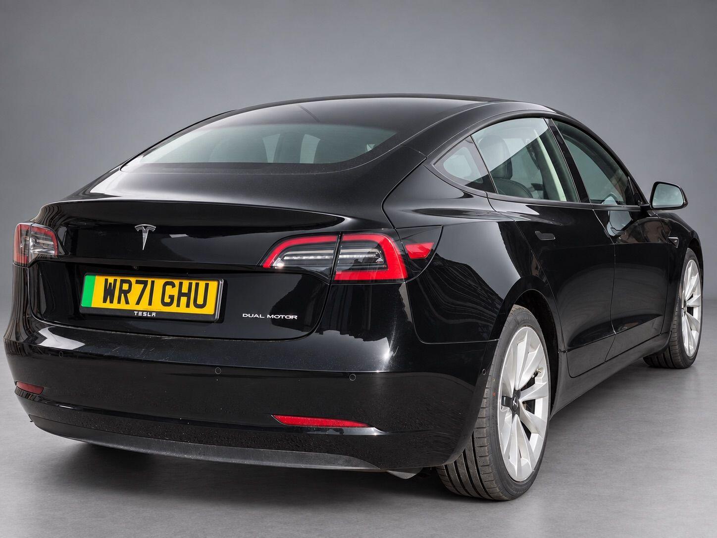 Tesla Model 3 view 13