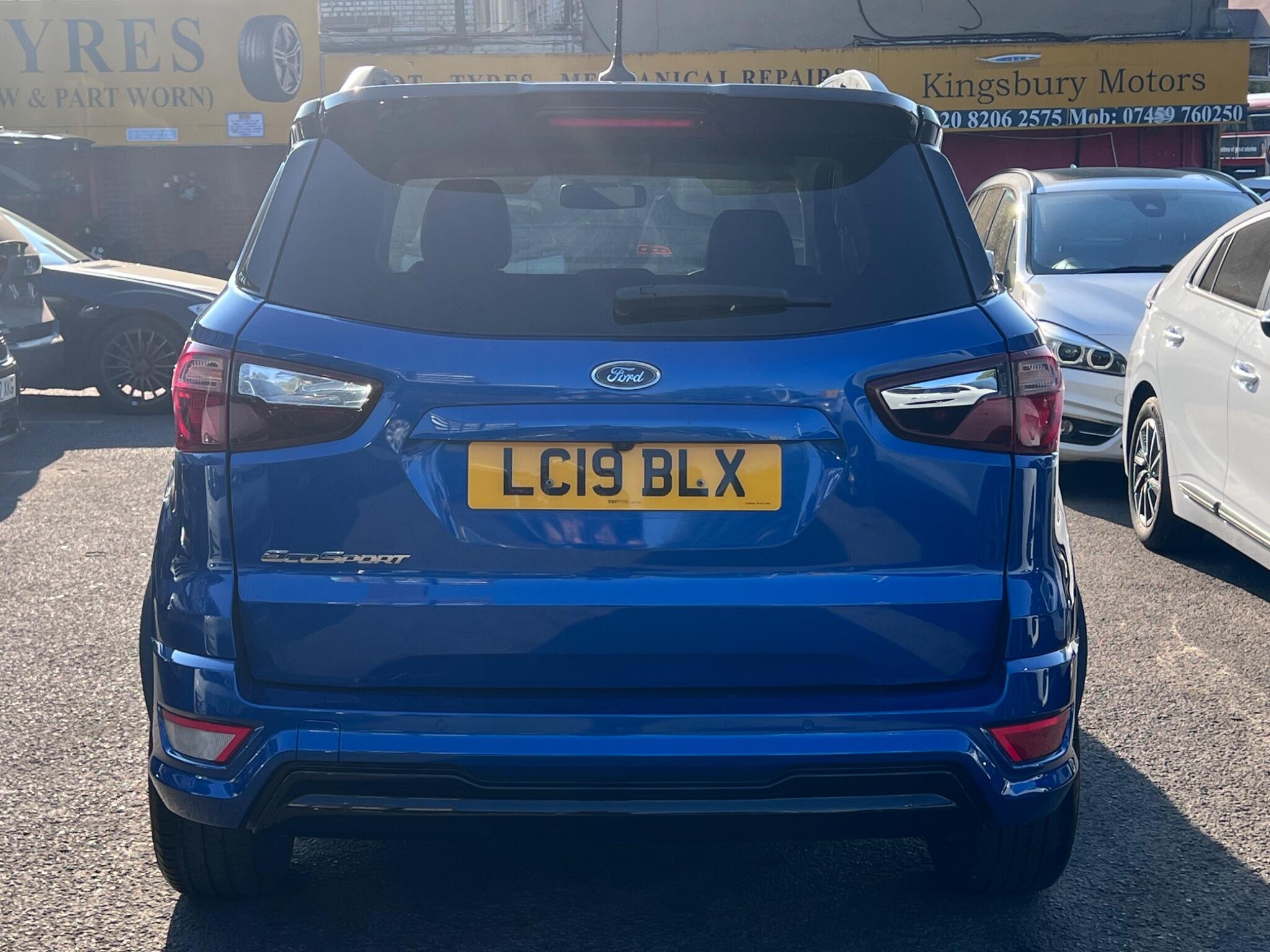 Ford Ecosport view 11