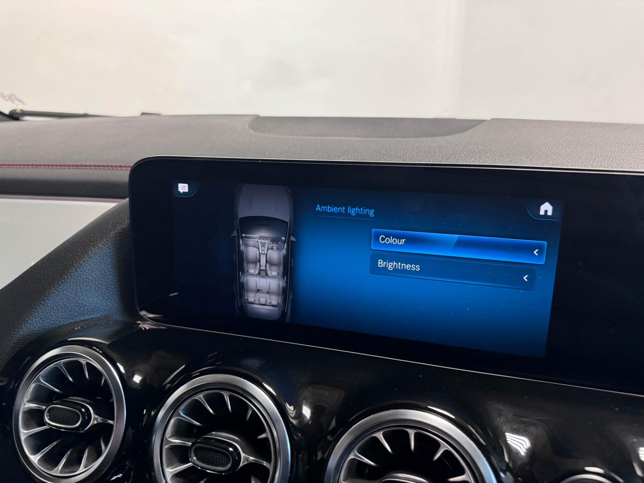 Mercedes-Benz Eqa view 42