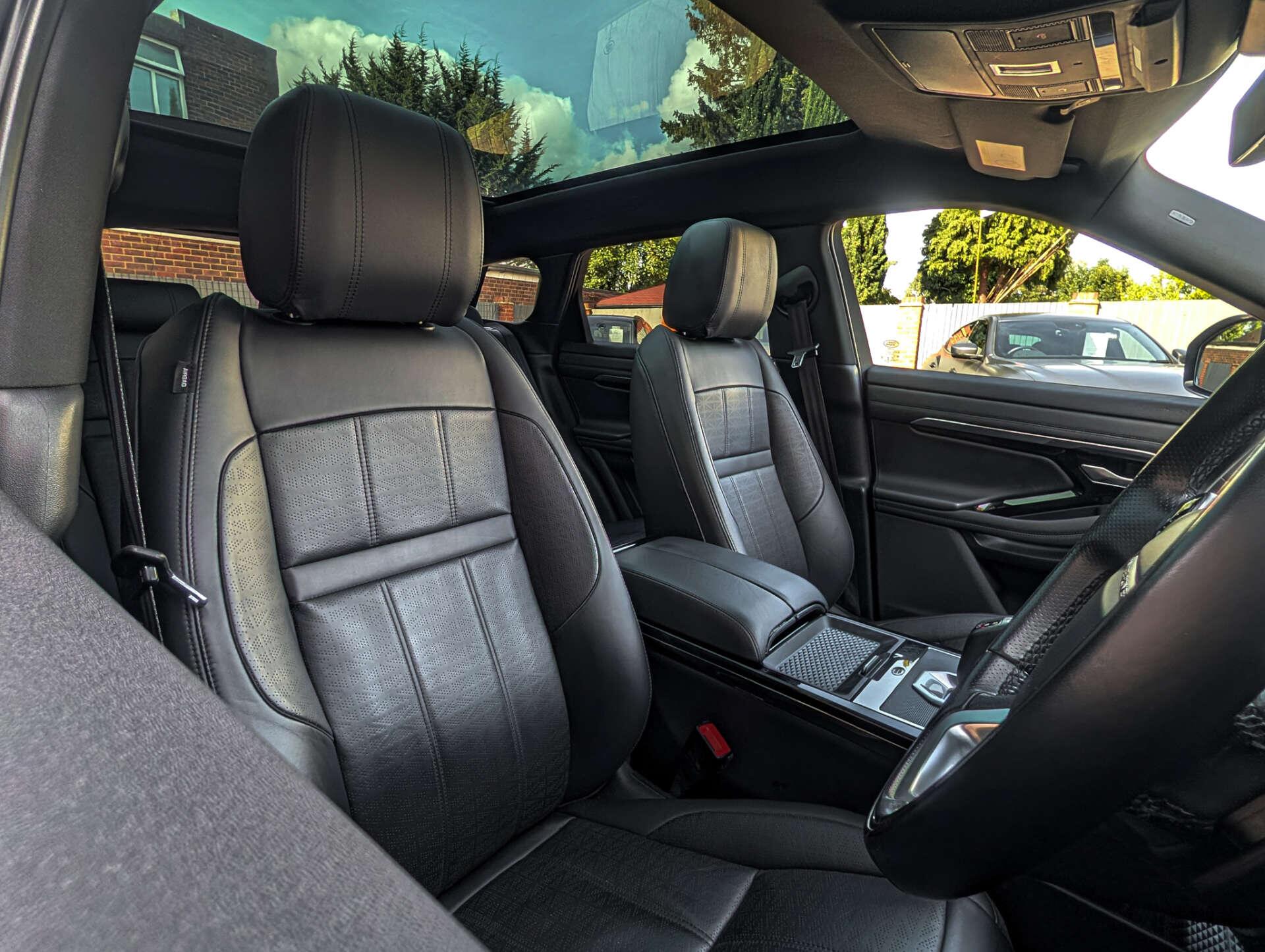 Land Rover Range Rover Evoque view 24