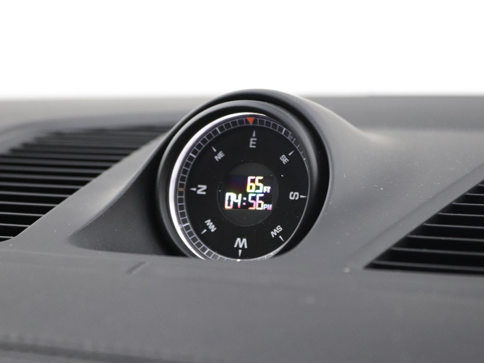 Porsche Cayenne view 17