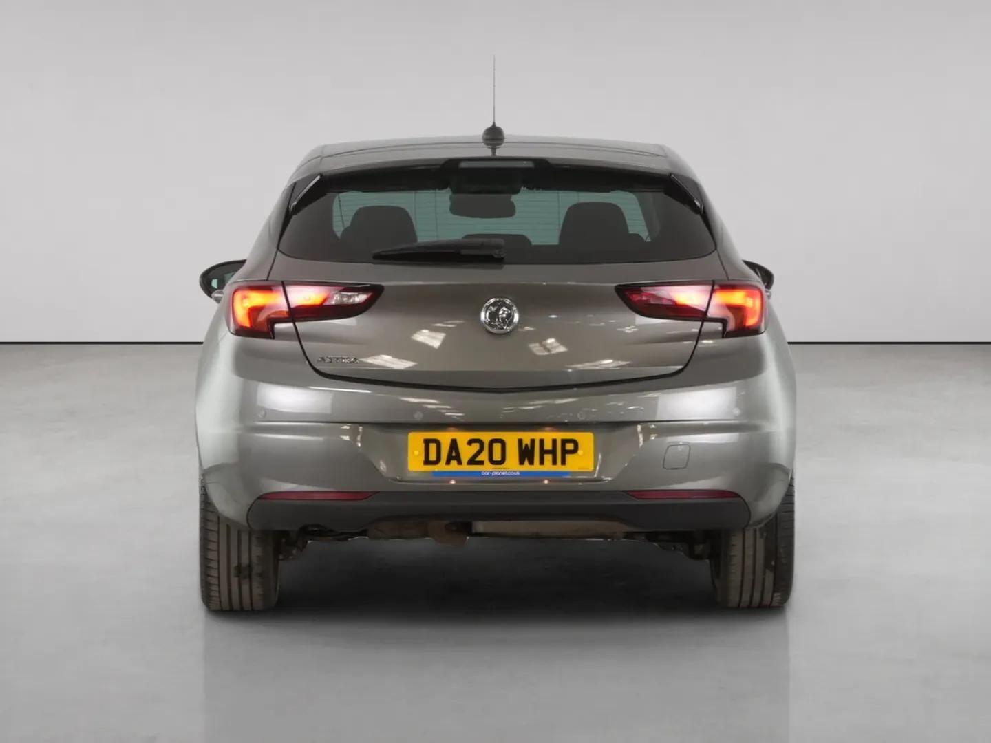 Vauxhall Astra view 7