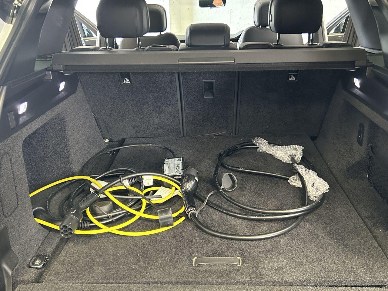 Land Rover Range Rover view 17