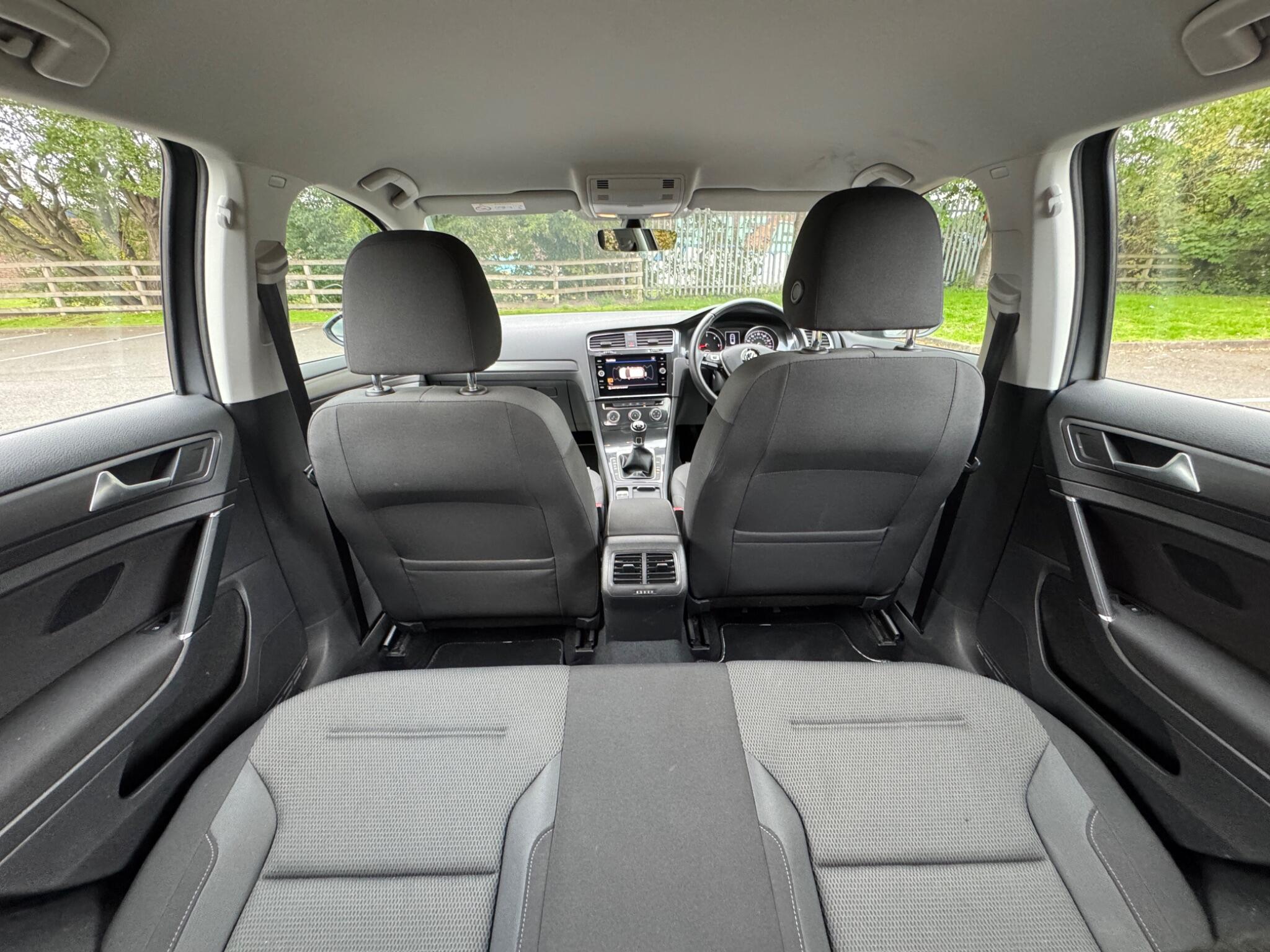 Volkswagen Golf view 15