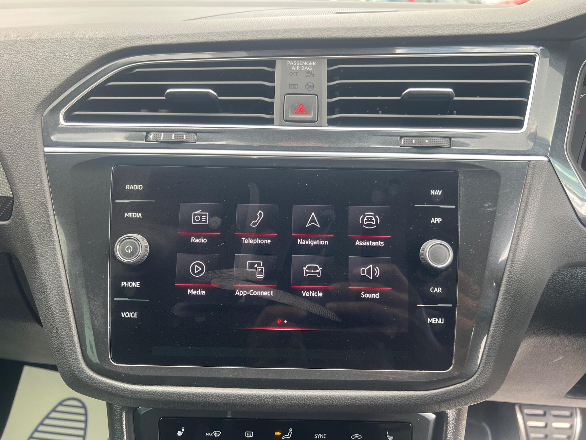 Volkswagen Tiguan view 27