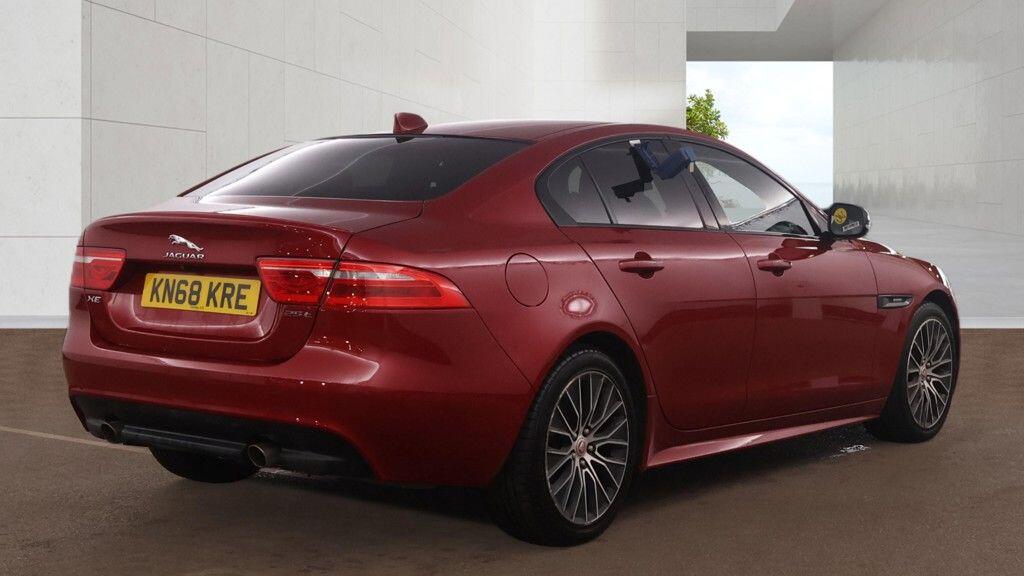 Jaguar Xe view 5