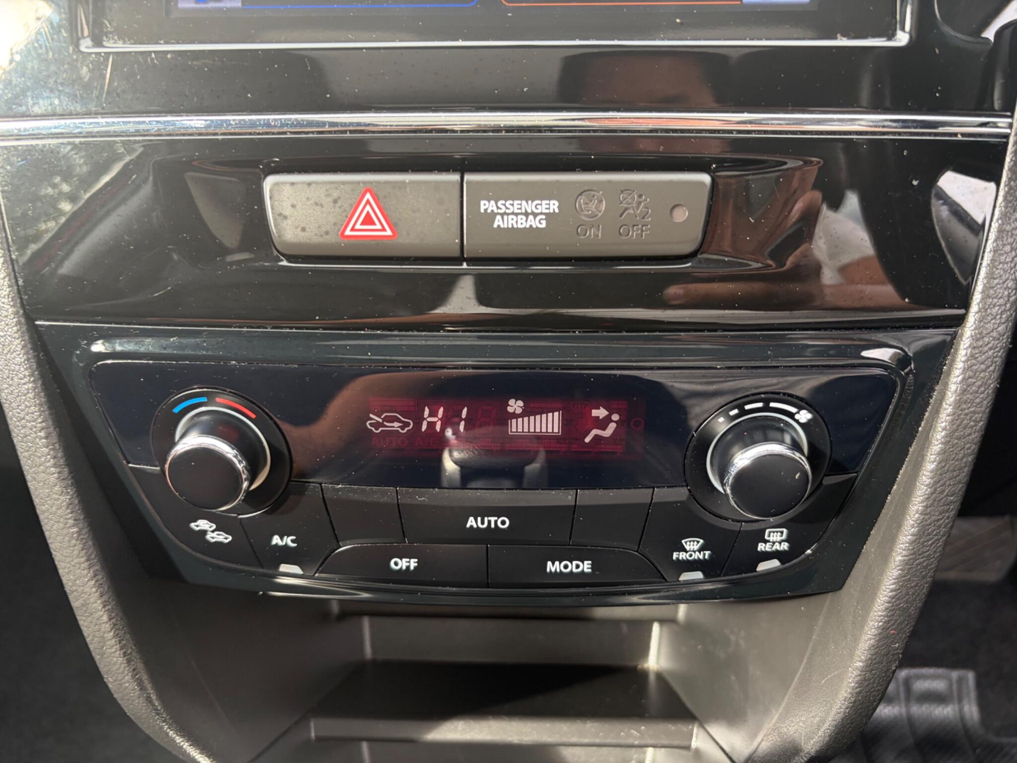 Suzuki Vitara view 55