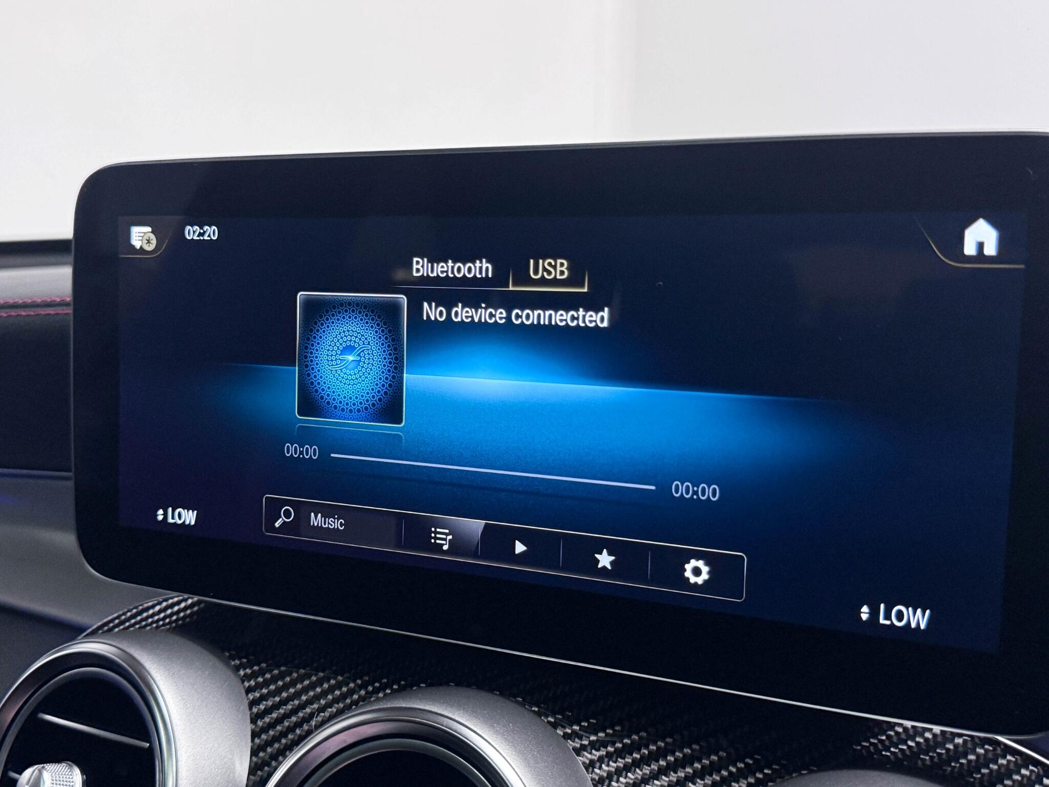 Mercedes-Benz GLC view 40