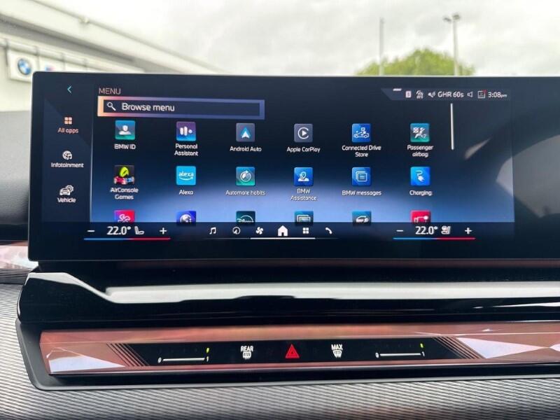 BMW 5 Series view 28