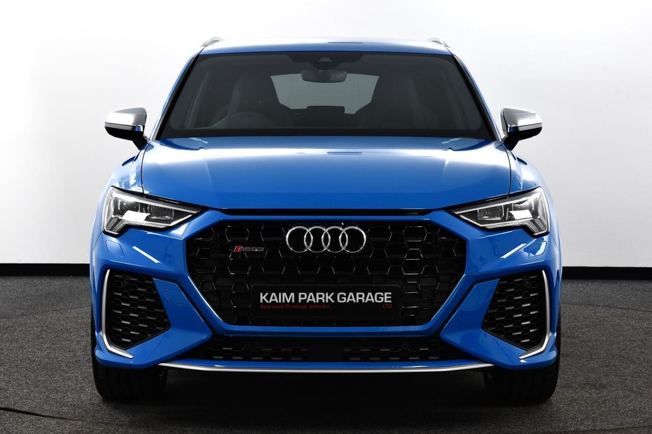 Audi RS Q3 view 8