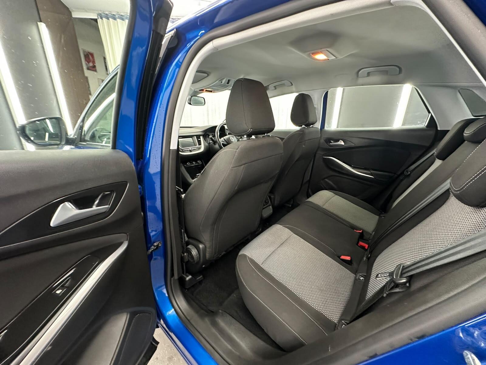Vauxhall Grandland X view 31