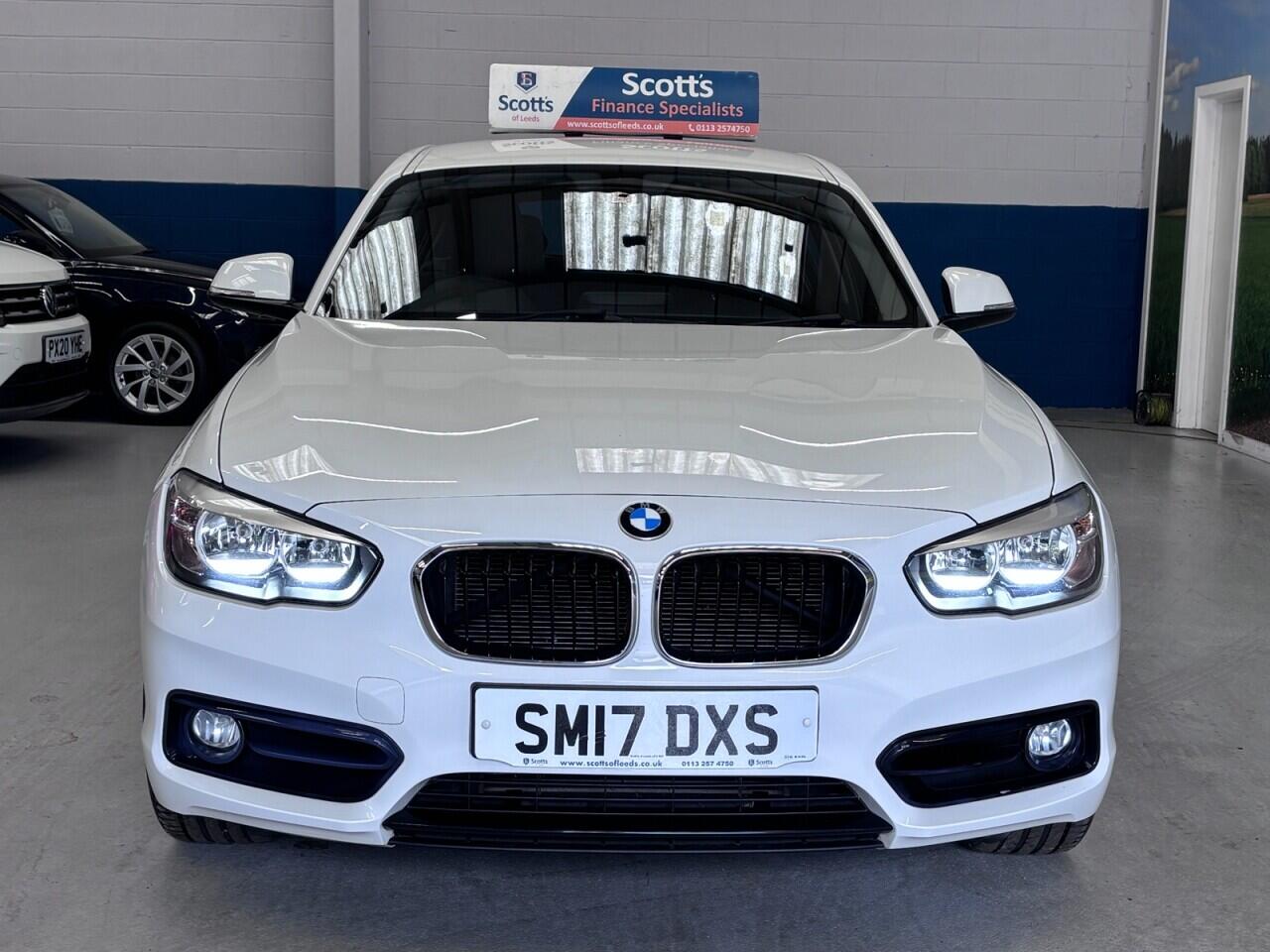 BMW 1 Series view 2