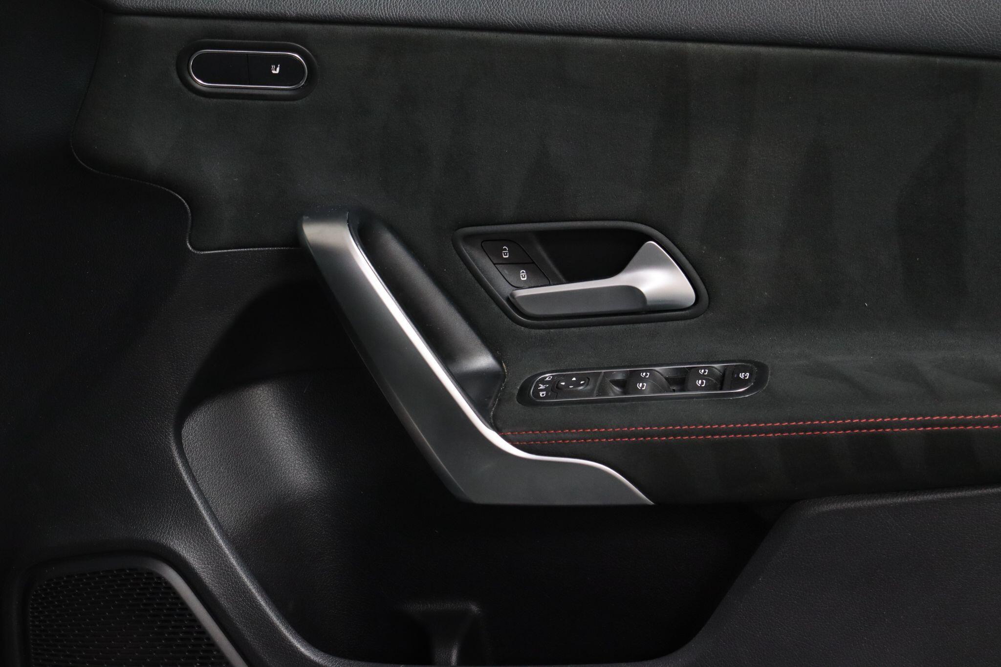 Mercedes-Benz A-Class view 36