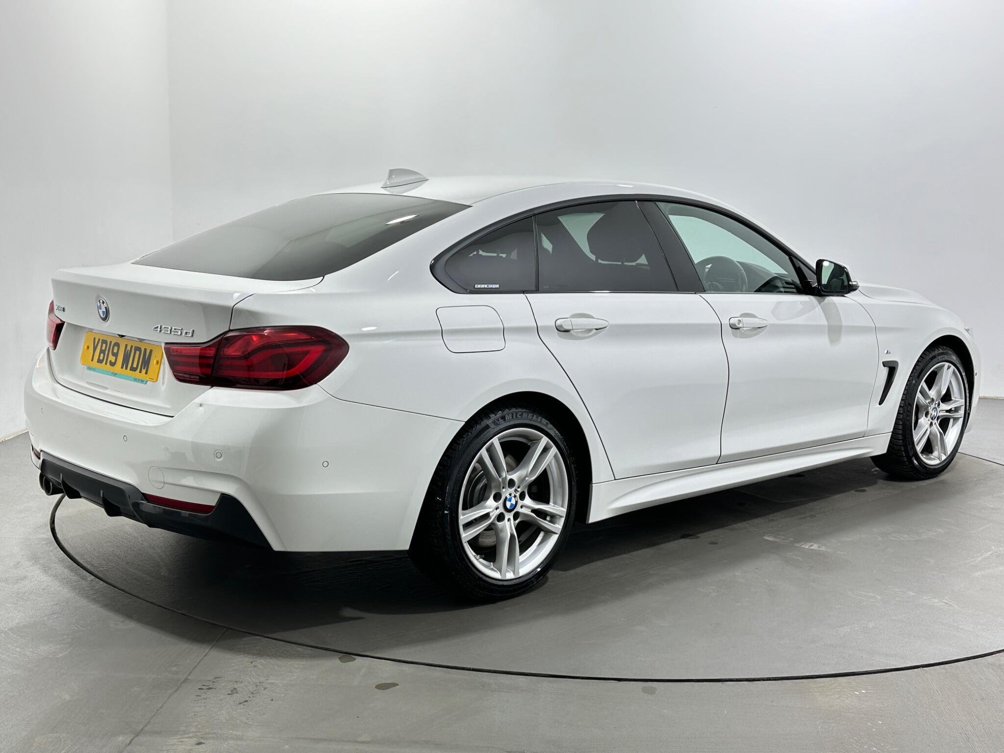 BMW 4 Series view 8