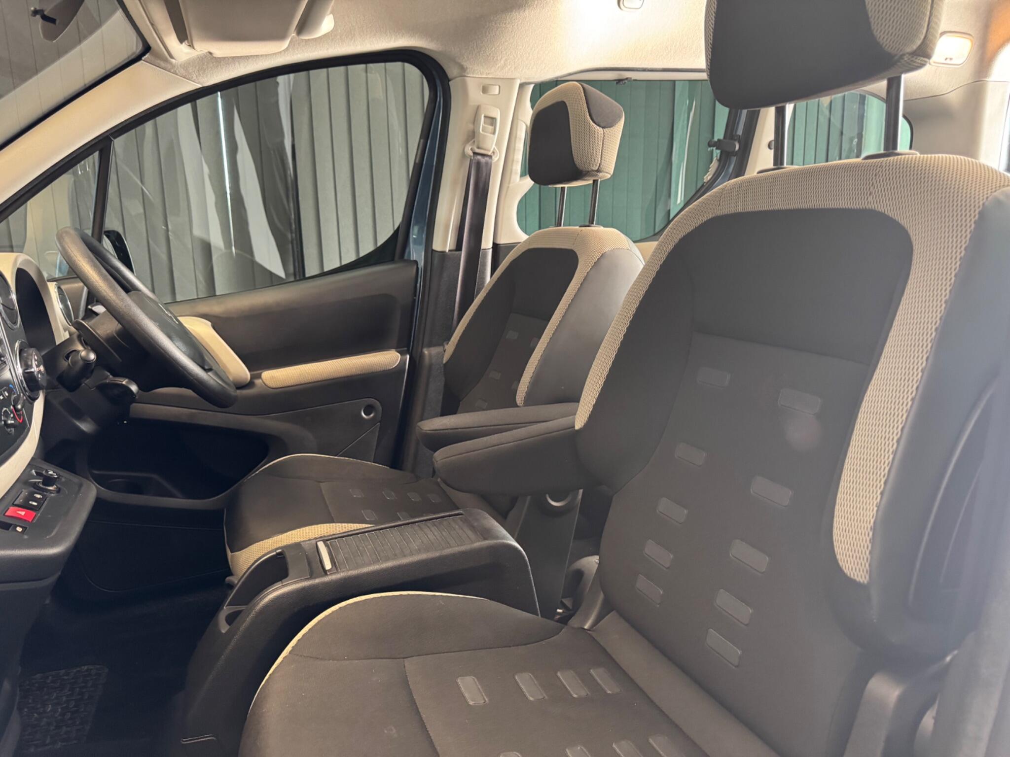 2014 Citroen Berlingo 1.6 e-HDi Airdream XTR Multispace MPV ETG6 Euro 5 (s/s) 5dr • 41,000 miles image 30