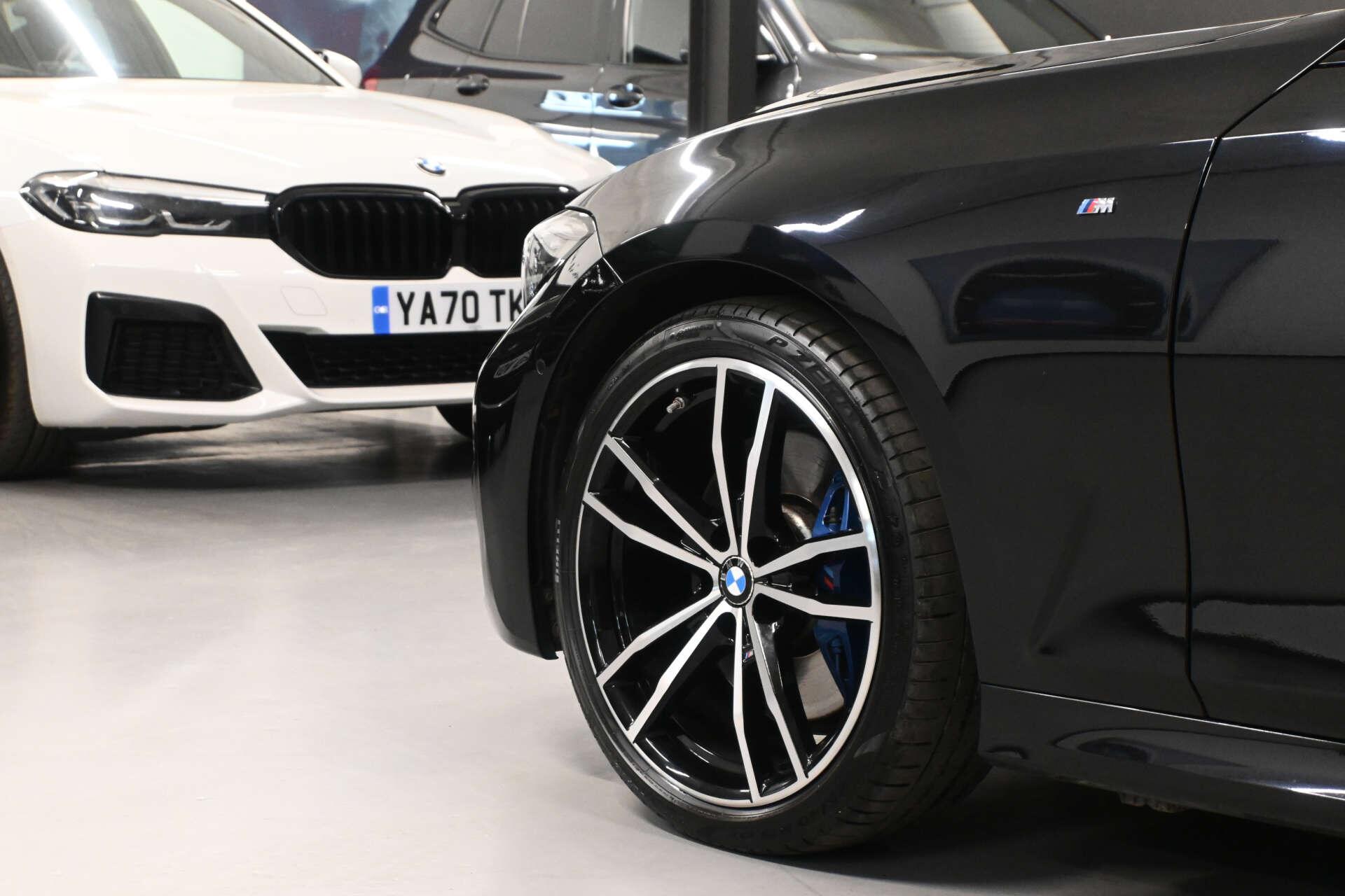 BMW 3 Series view 21