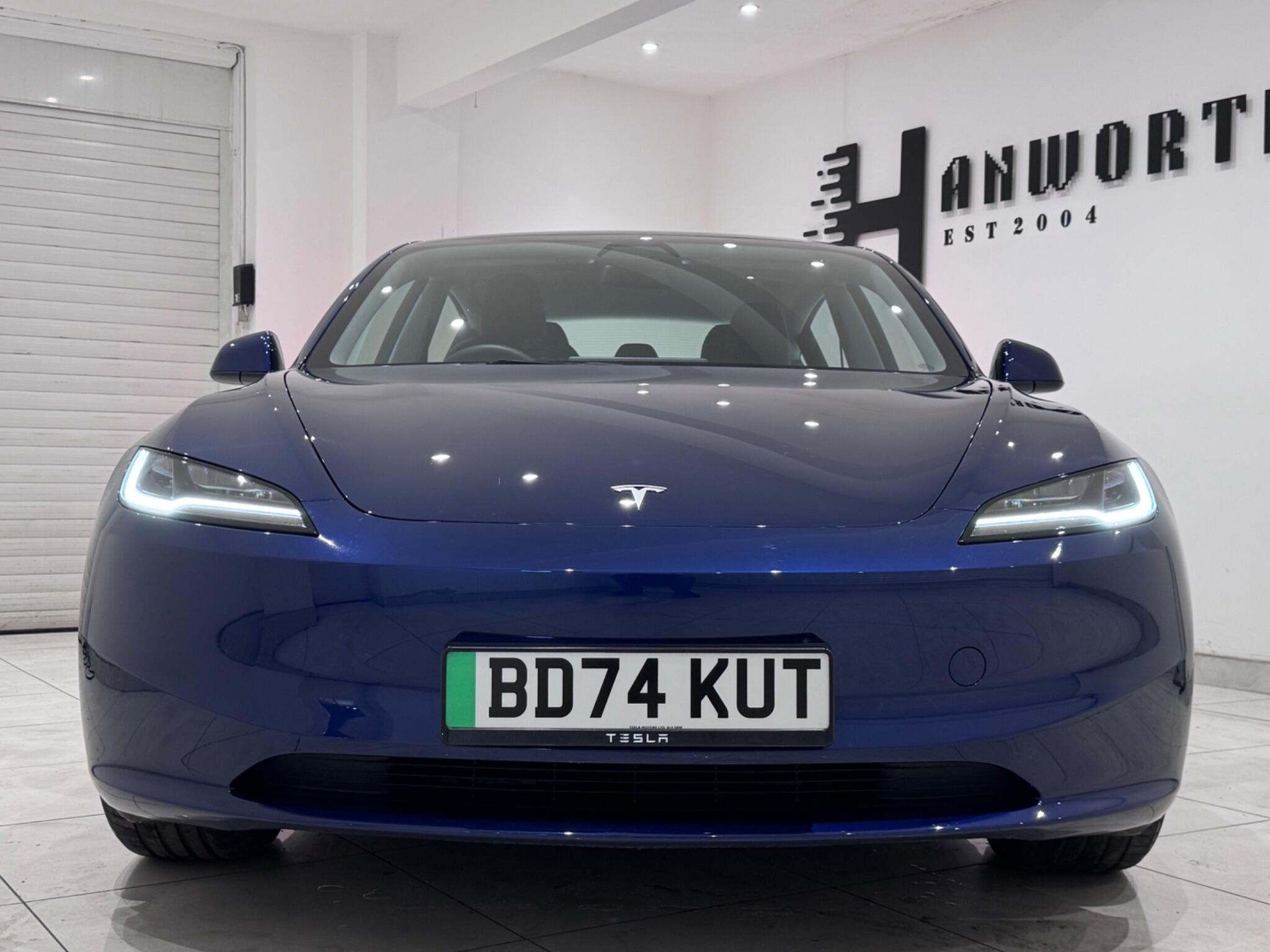 Tesla Model 3 view 6