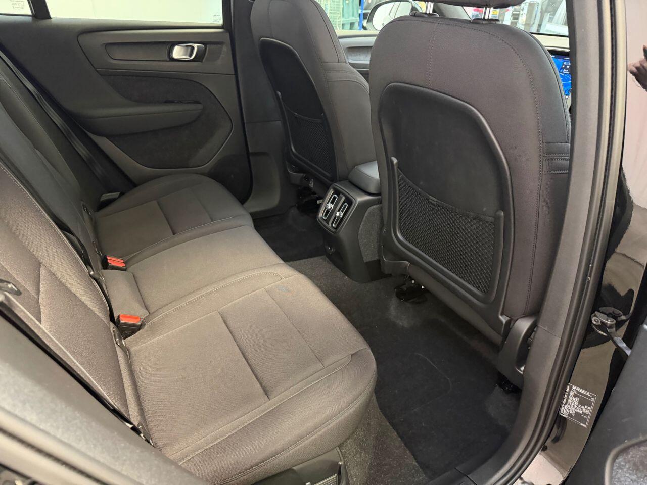 Volvo C40 view 22