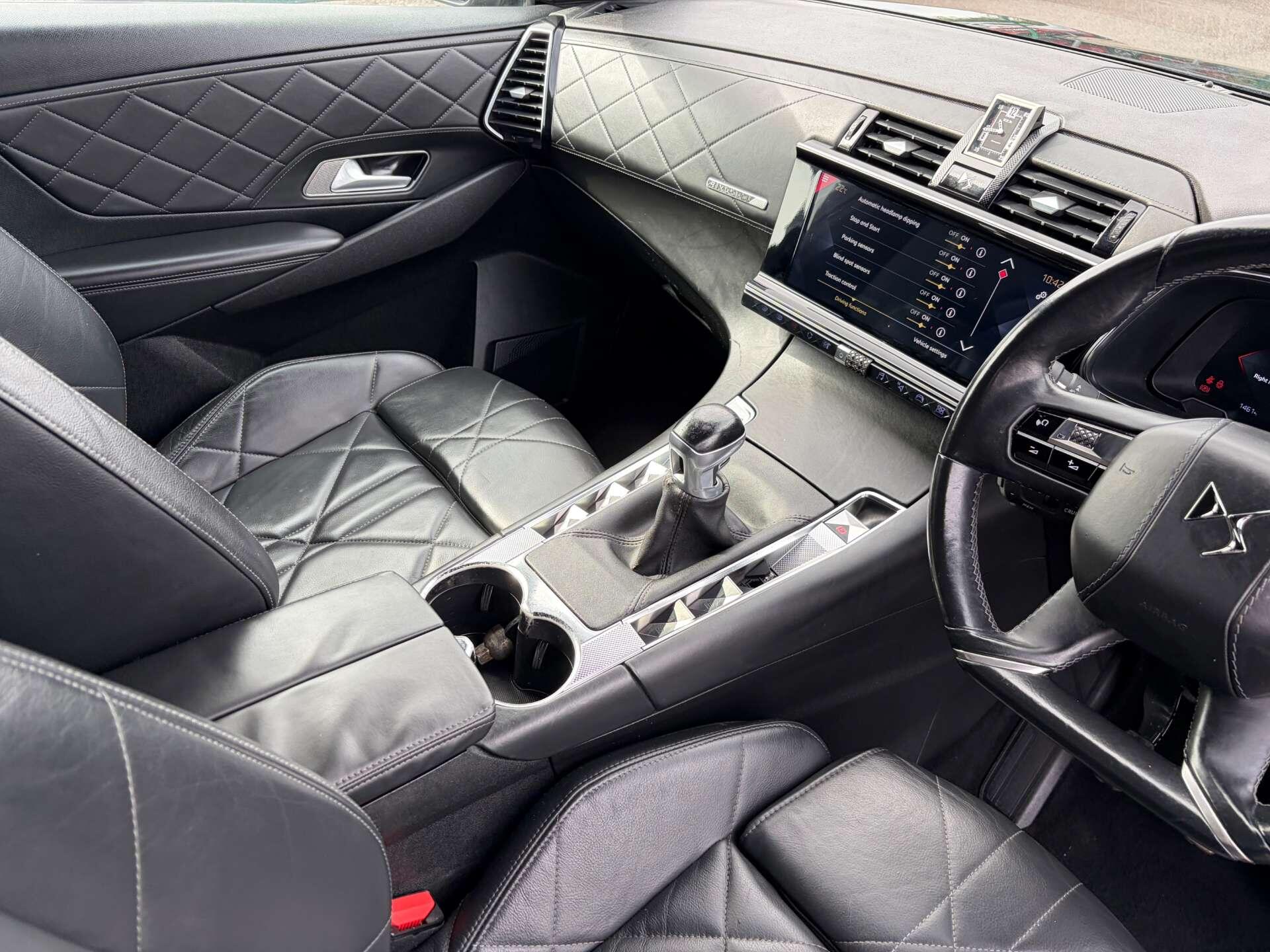 DS Automobiles DS 7 Crossback view 35