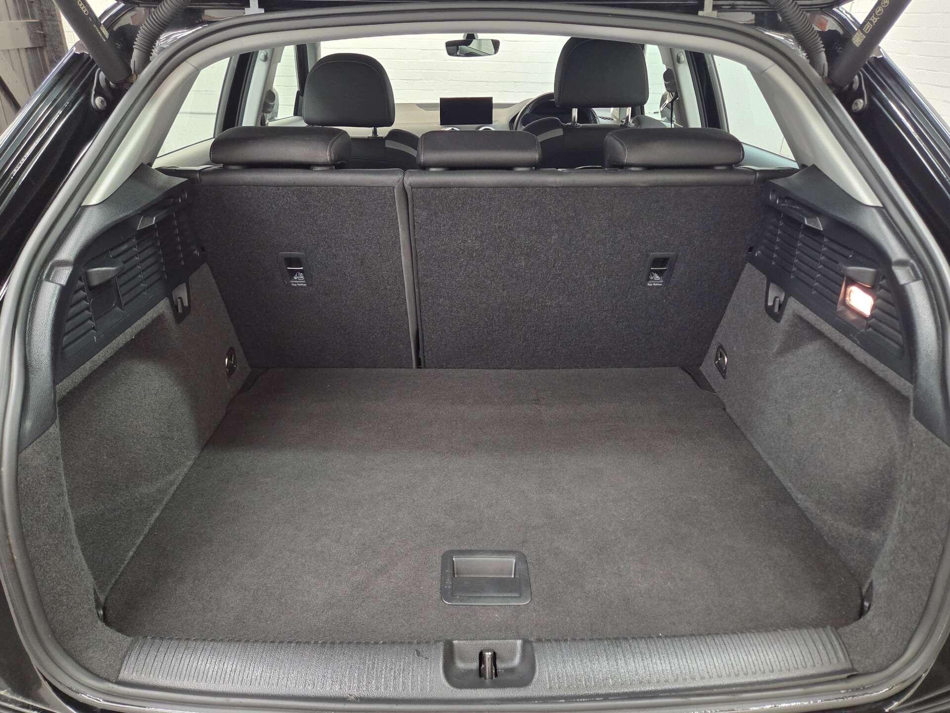 Audi Q2 view 29