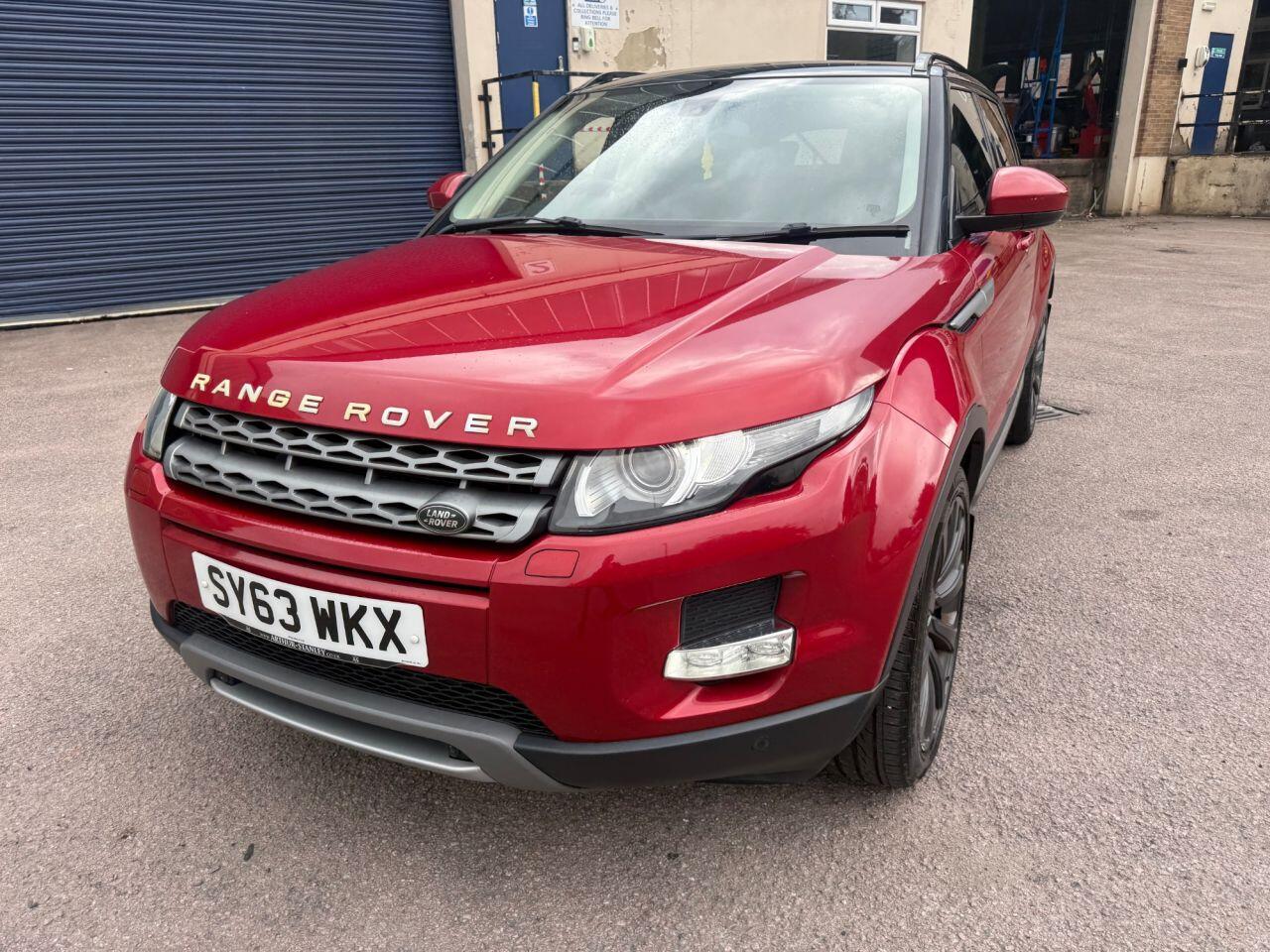 Land Rover Range Rover Evoque view 25