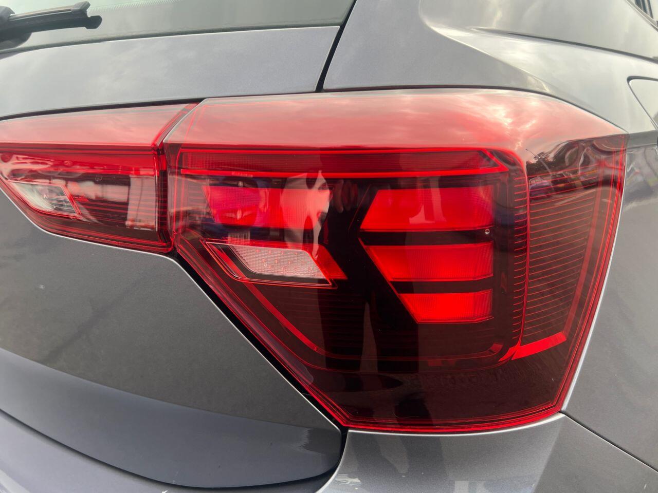 Volkswagen Polo view 19