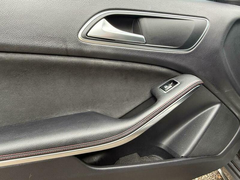 2016 Mercedes-Benz A Class image 42