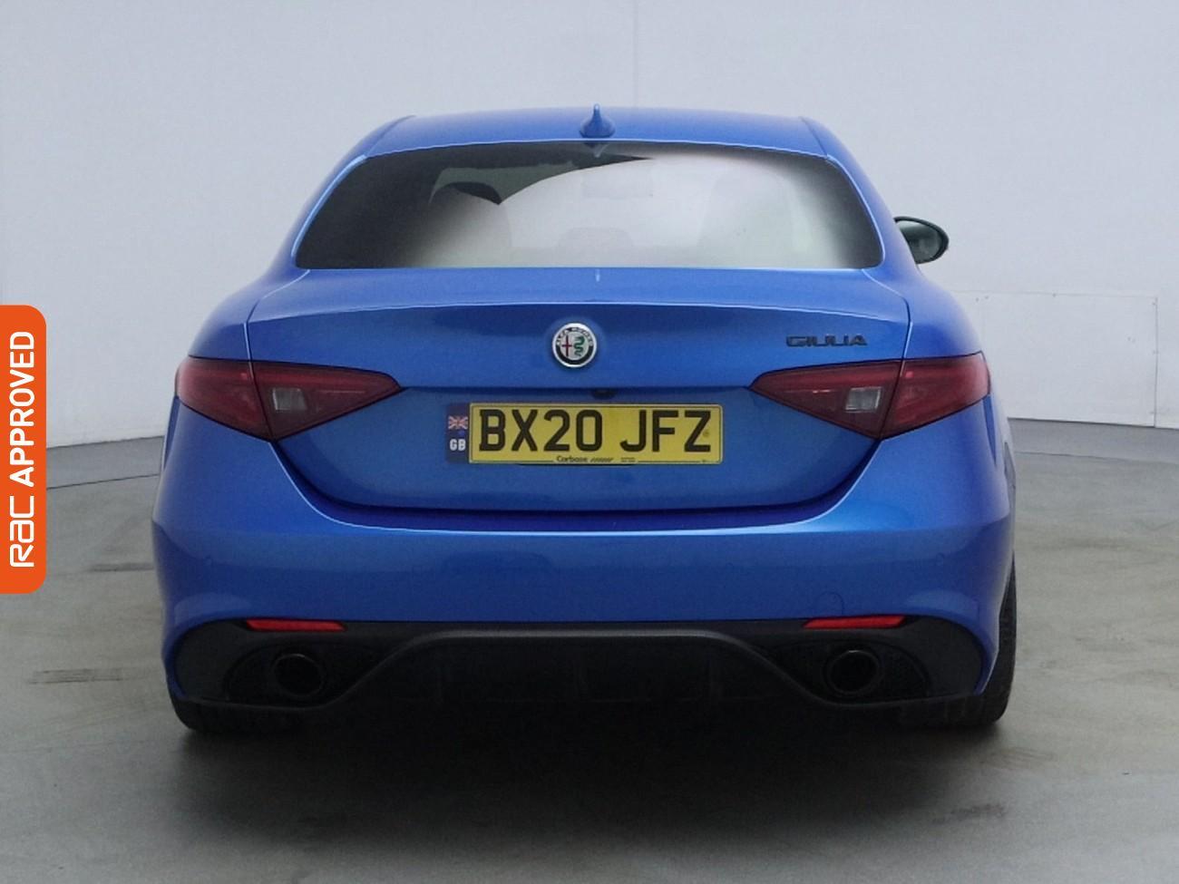 Alfa Romeo Giulia view 8