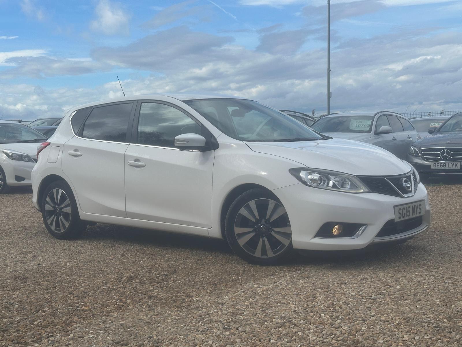 2015 Nissan Pulsar in White for sale