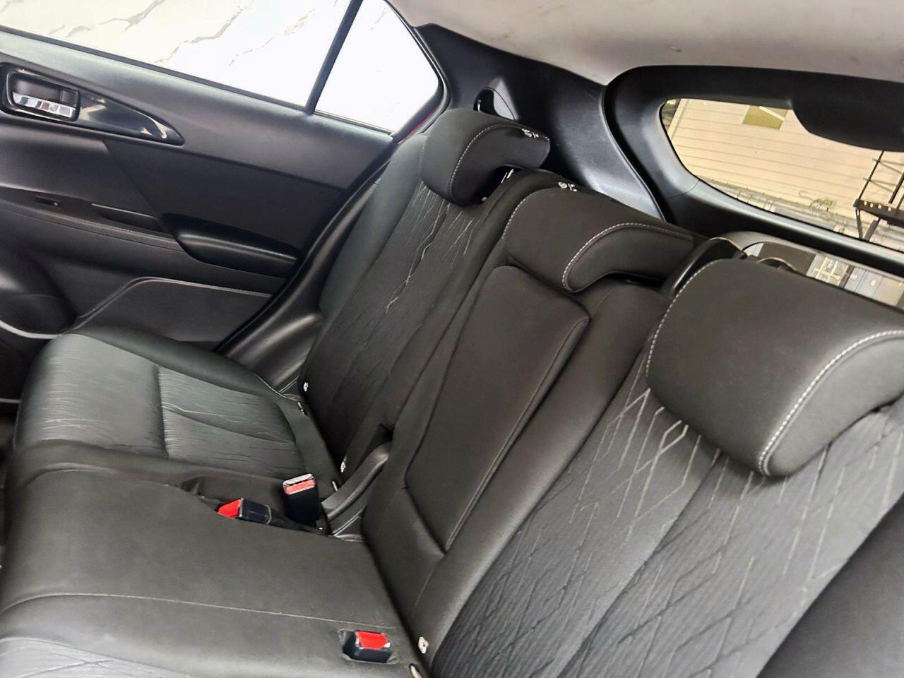 Mitsubishi Eclipse Cross view 20