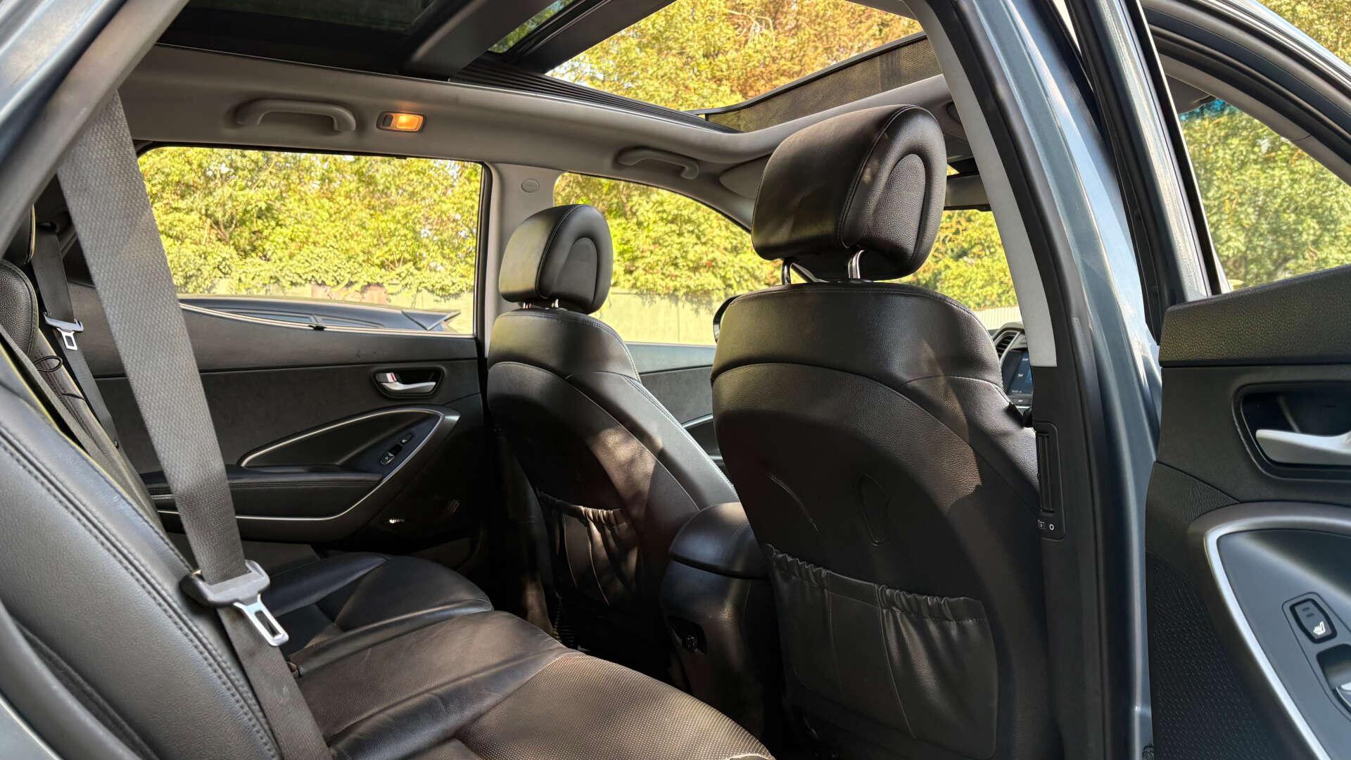 Hyundai Santa Fe view 9