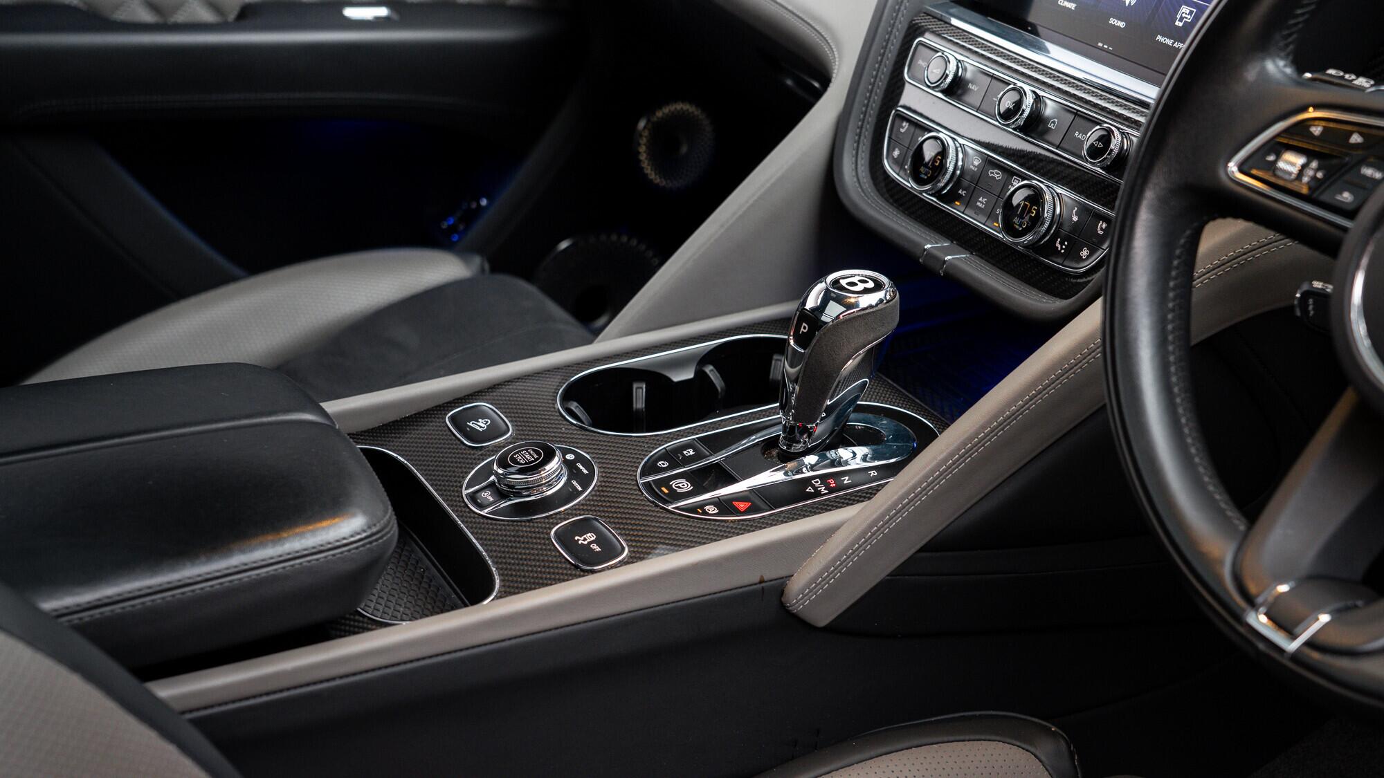 Bentley Bentayga view 48